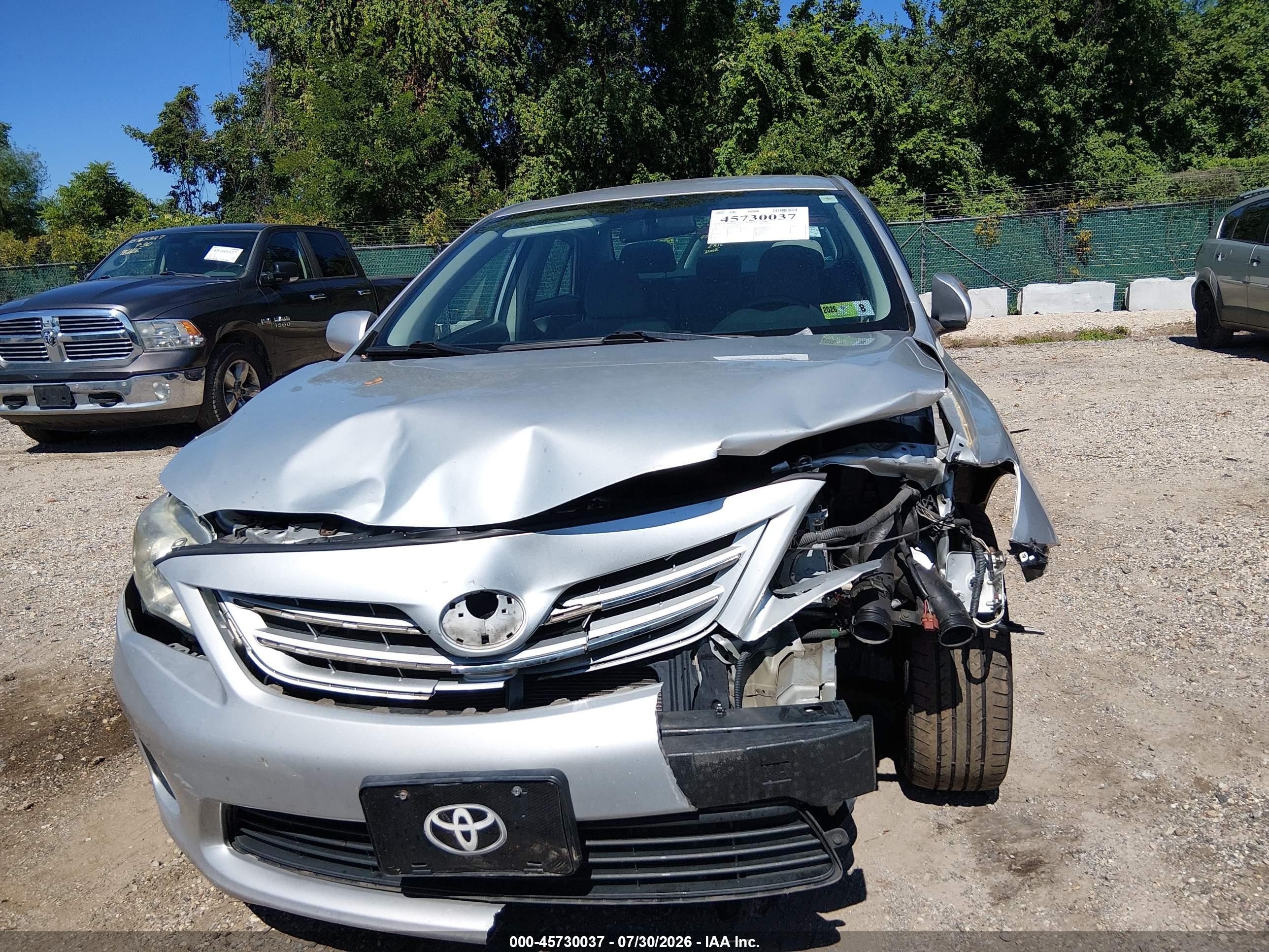 2013 Toyota Corolla Le Silver vin: 5YFBU4EE2DP143634