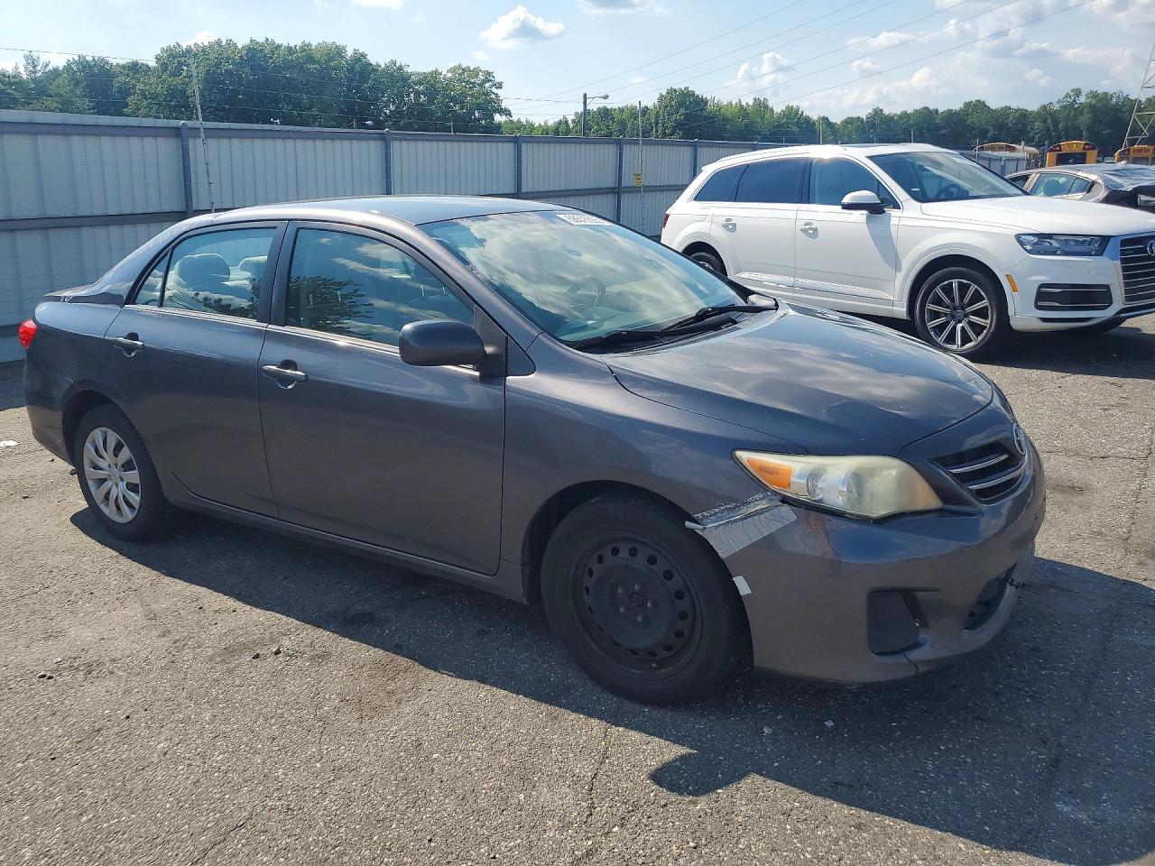 2013 Toyota Corolla Le Gray vin: 5YFBU4EE2DP150437