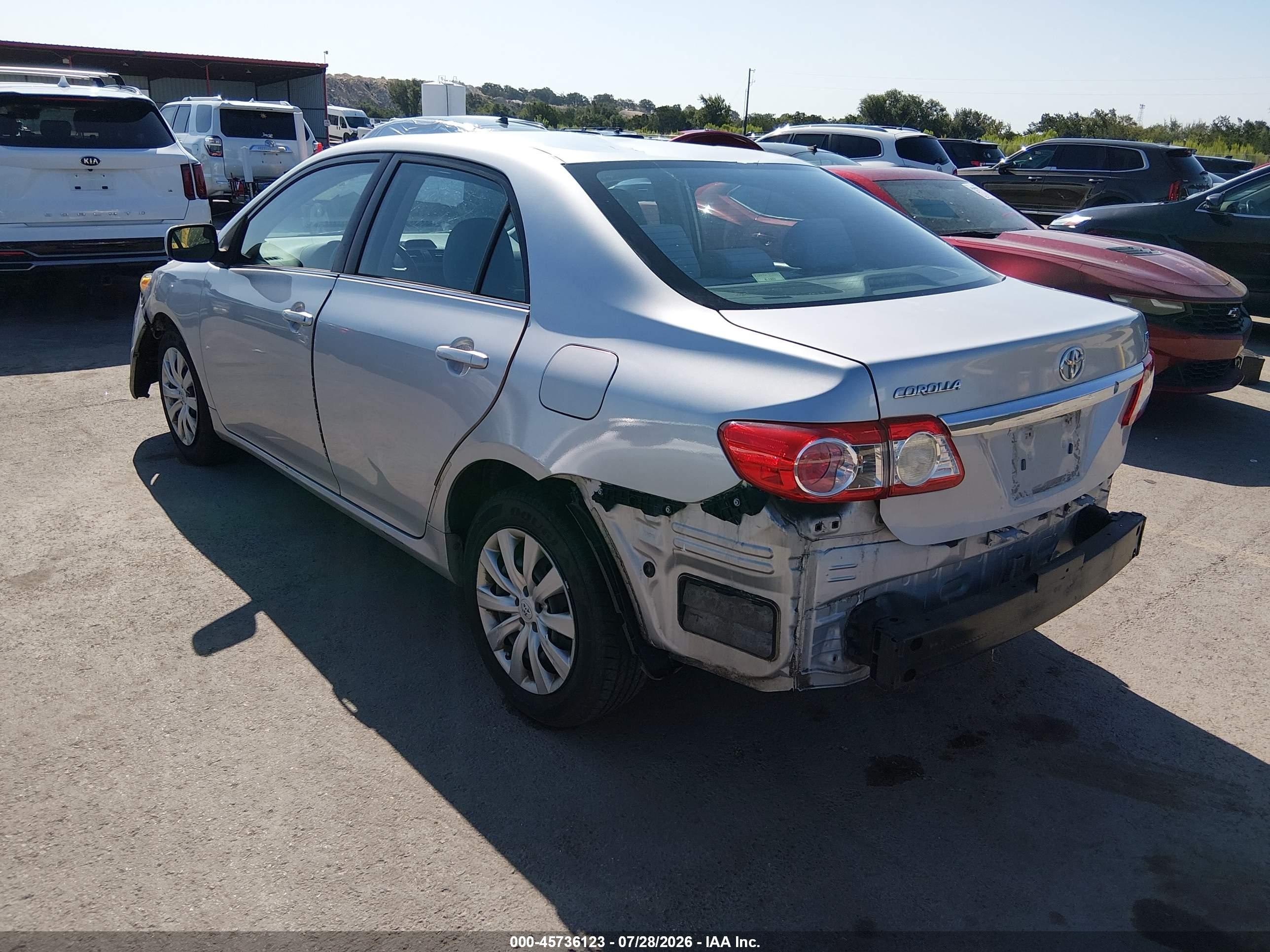 2013 Toyota Corolla Le Silver vin: 5YFBU4EE2DP152656