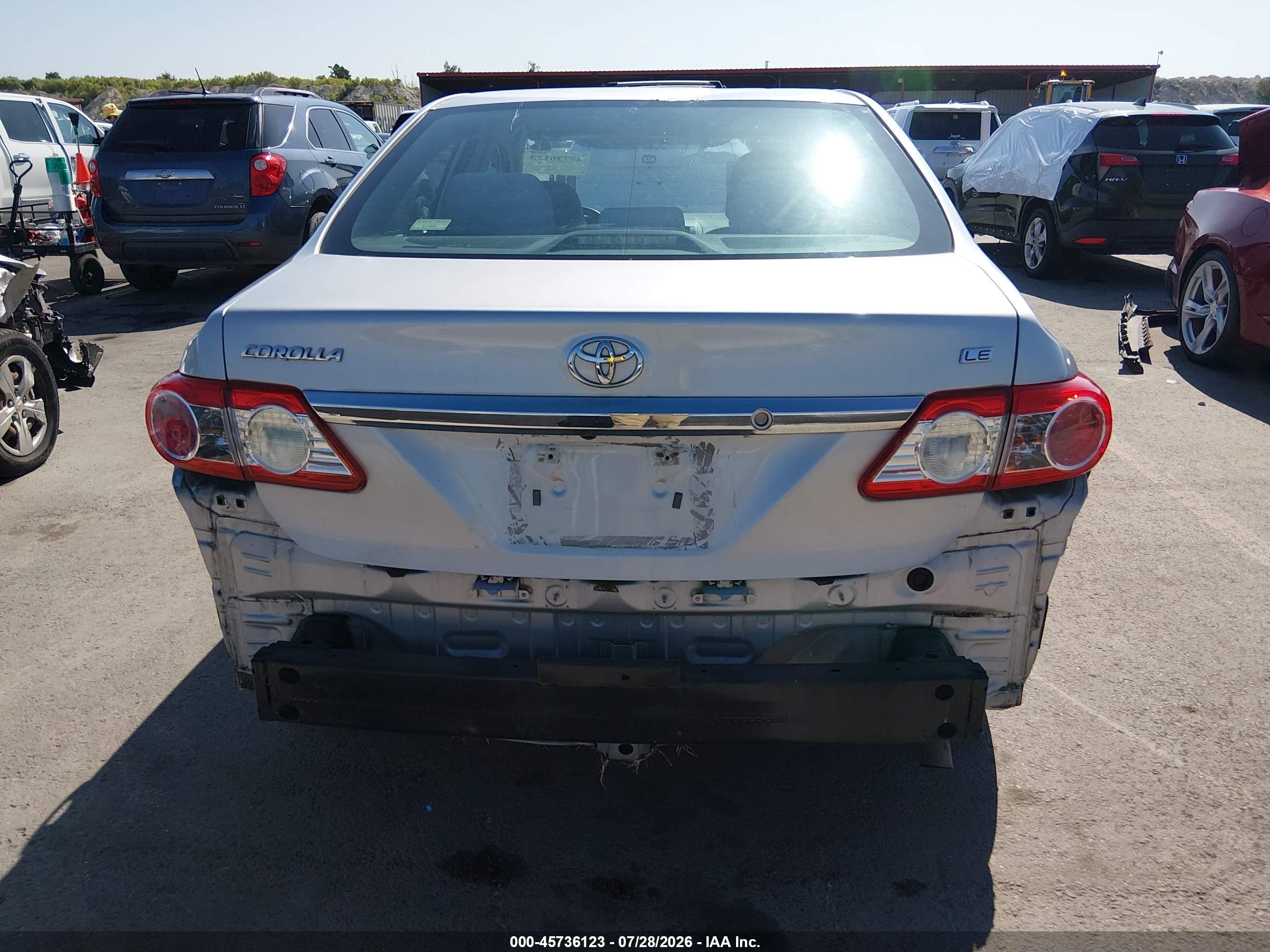 2013 Toyota Corolla Le Silver vin: 5YFBU4EE2DP152656