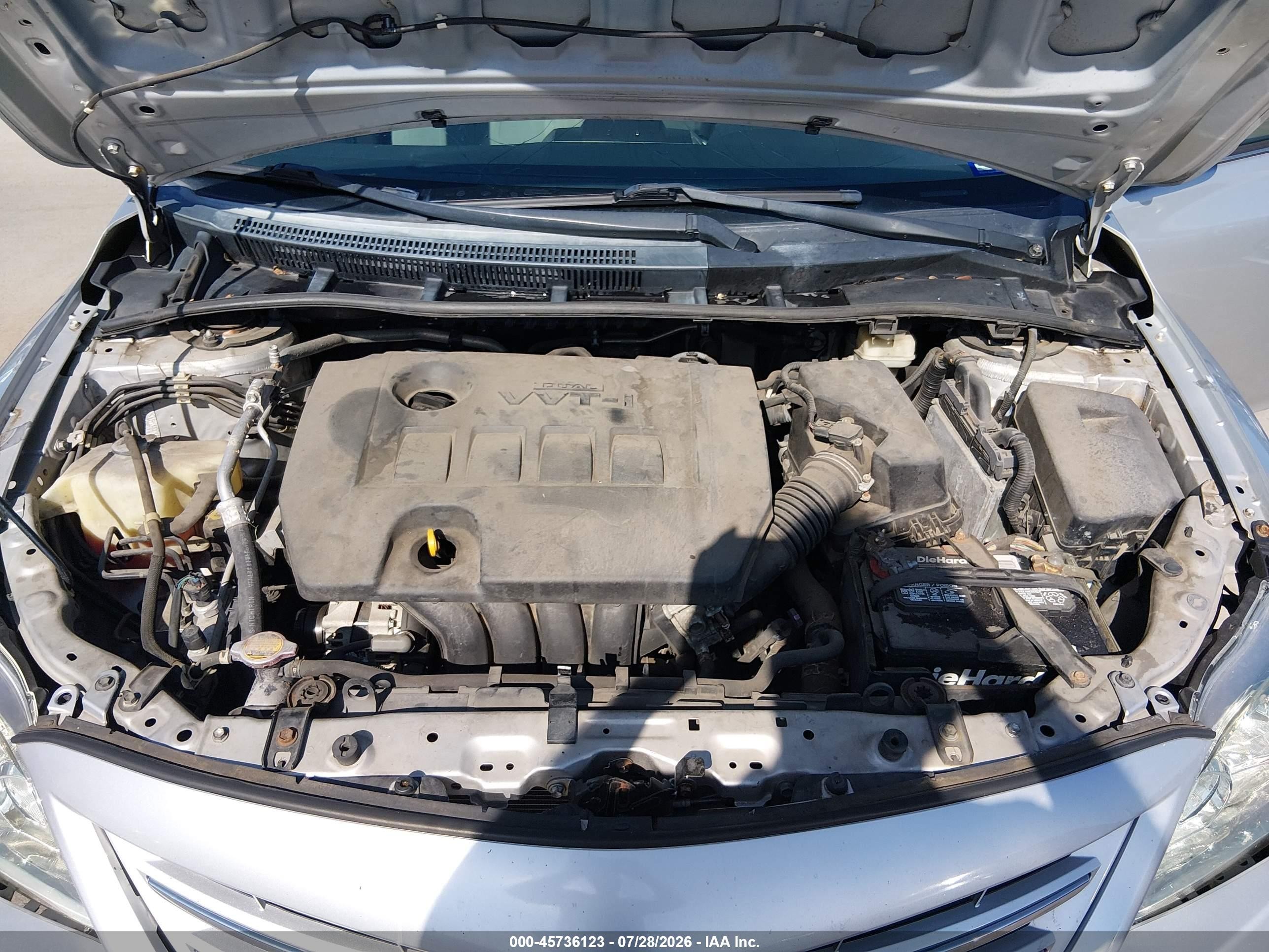 2013 Toyota Corolla Le Silver vin: 5YFBU4EE2DP152656