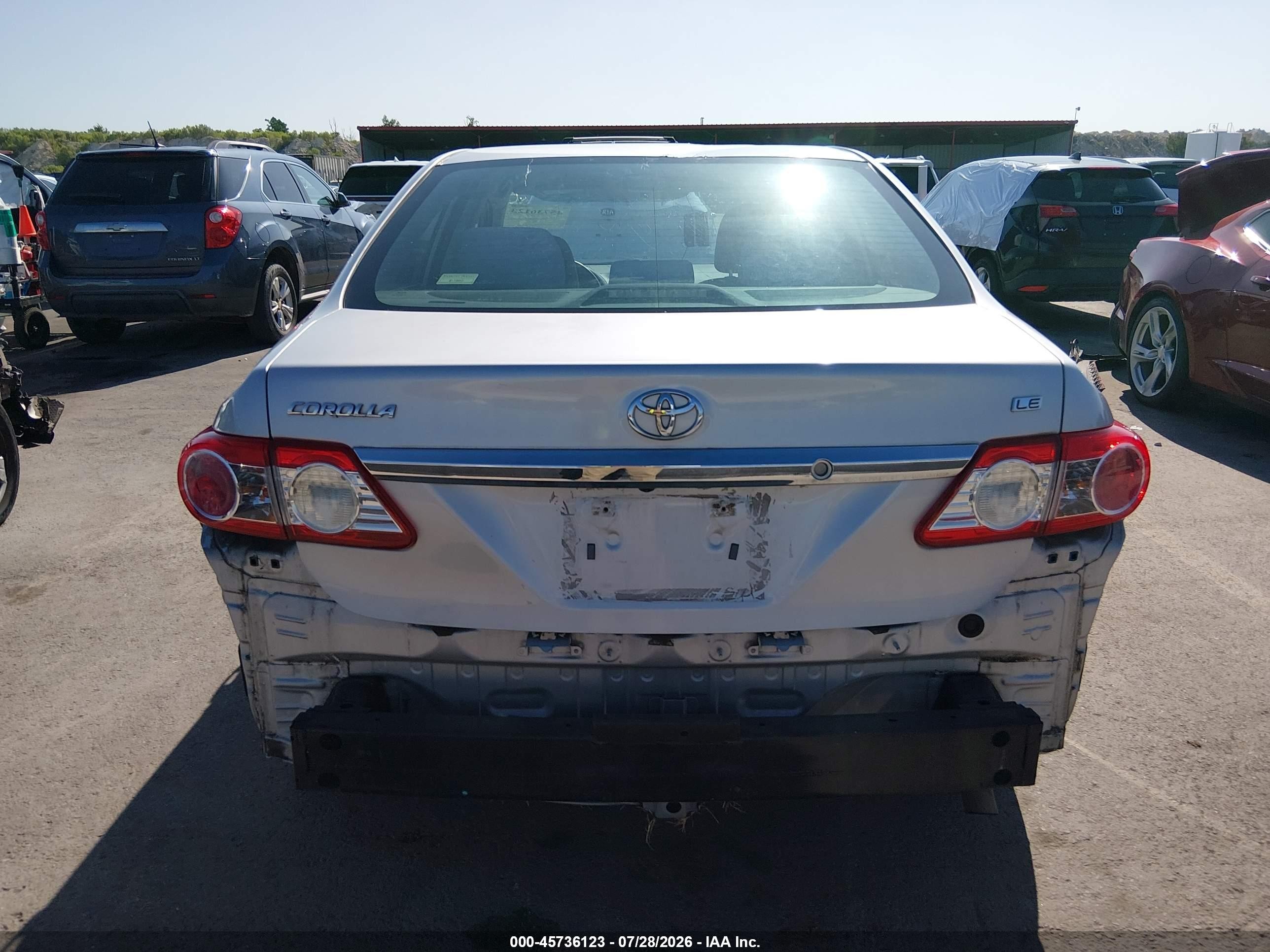 2013 Toyota Corolla Le Silver vin: 5YFBU4EE2DP152656