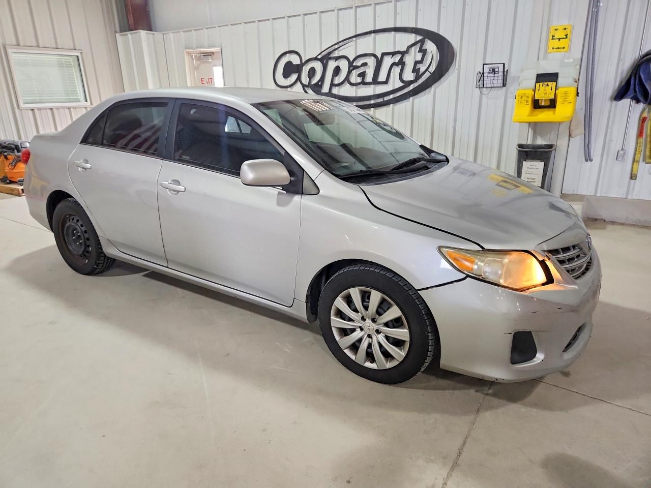 2013 Toyota Corolla Le Silver vin: 5YFBU4EE2DP154309