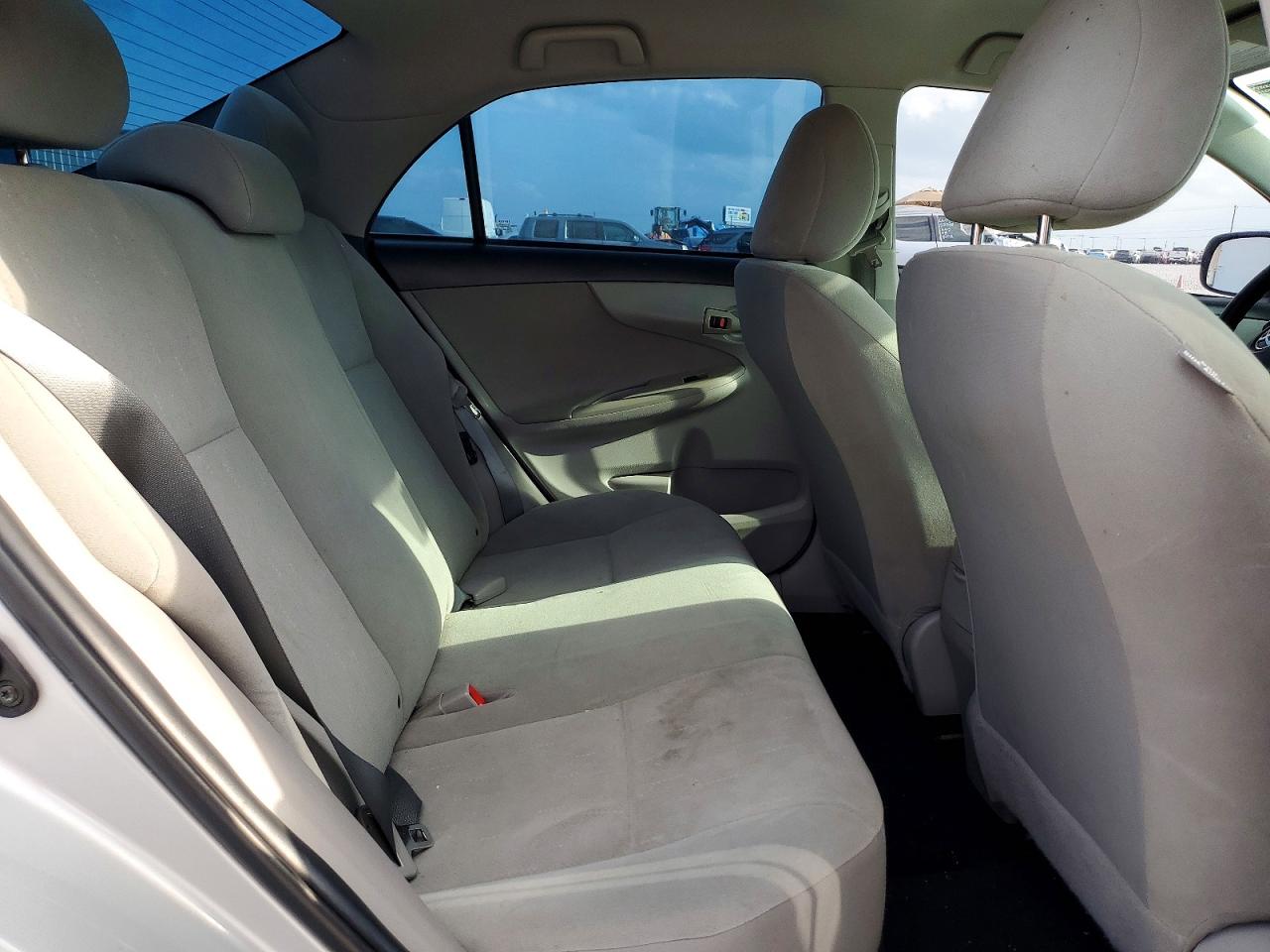 2013 Toyota Corolla L Серебряный vin: 5YFBU4EE2DP154486