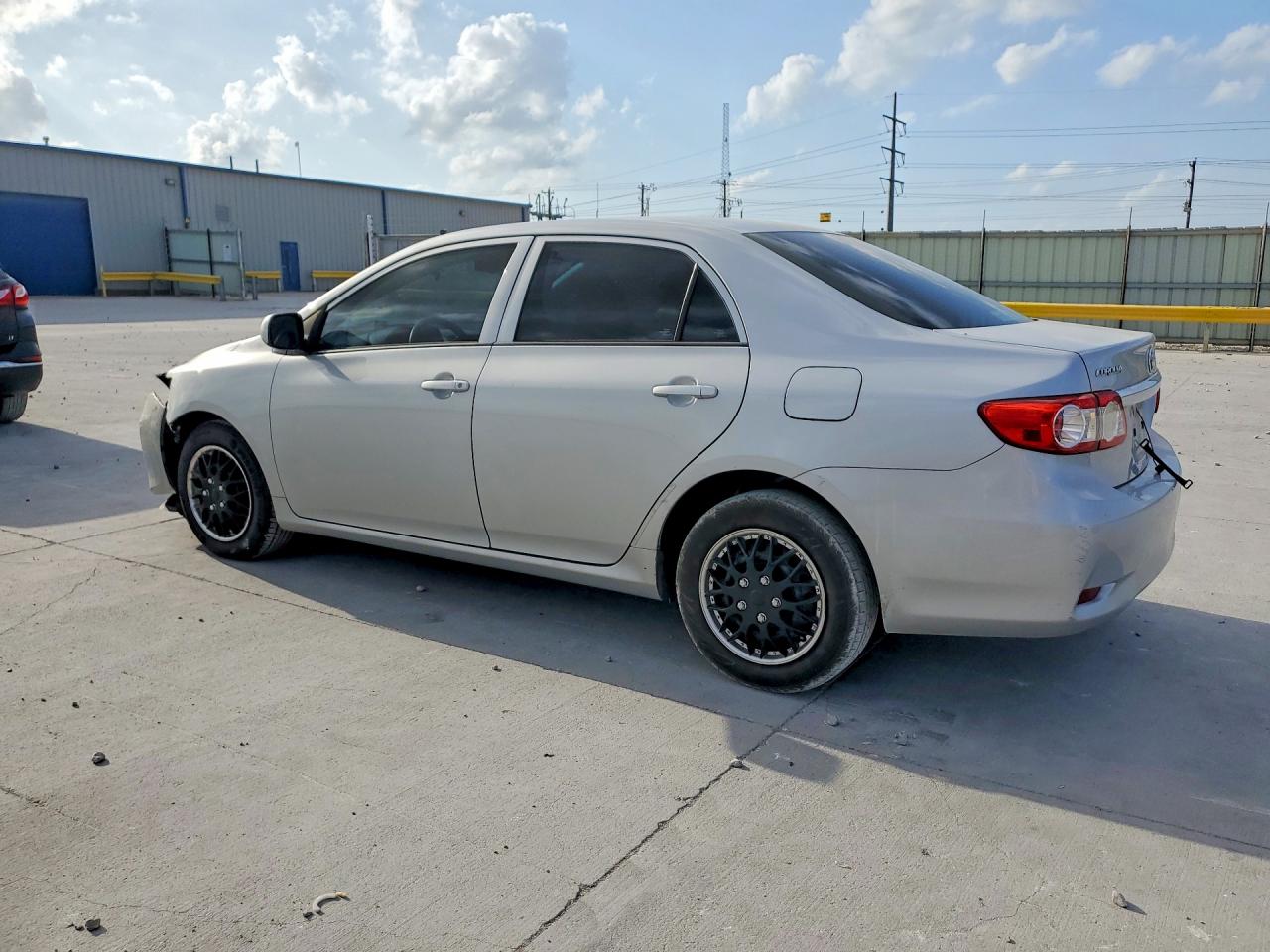 2013 Toyota Corolla L Серебряный vin: 5YFBU4EE2DP154486