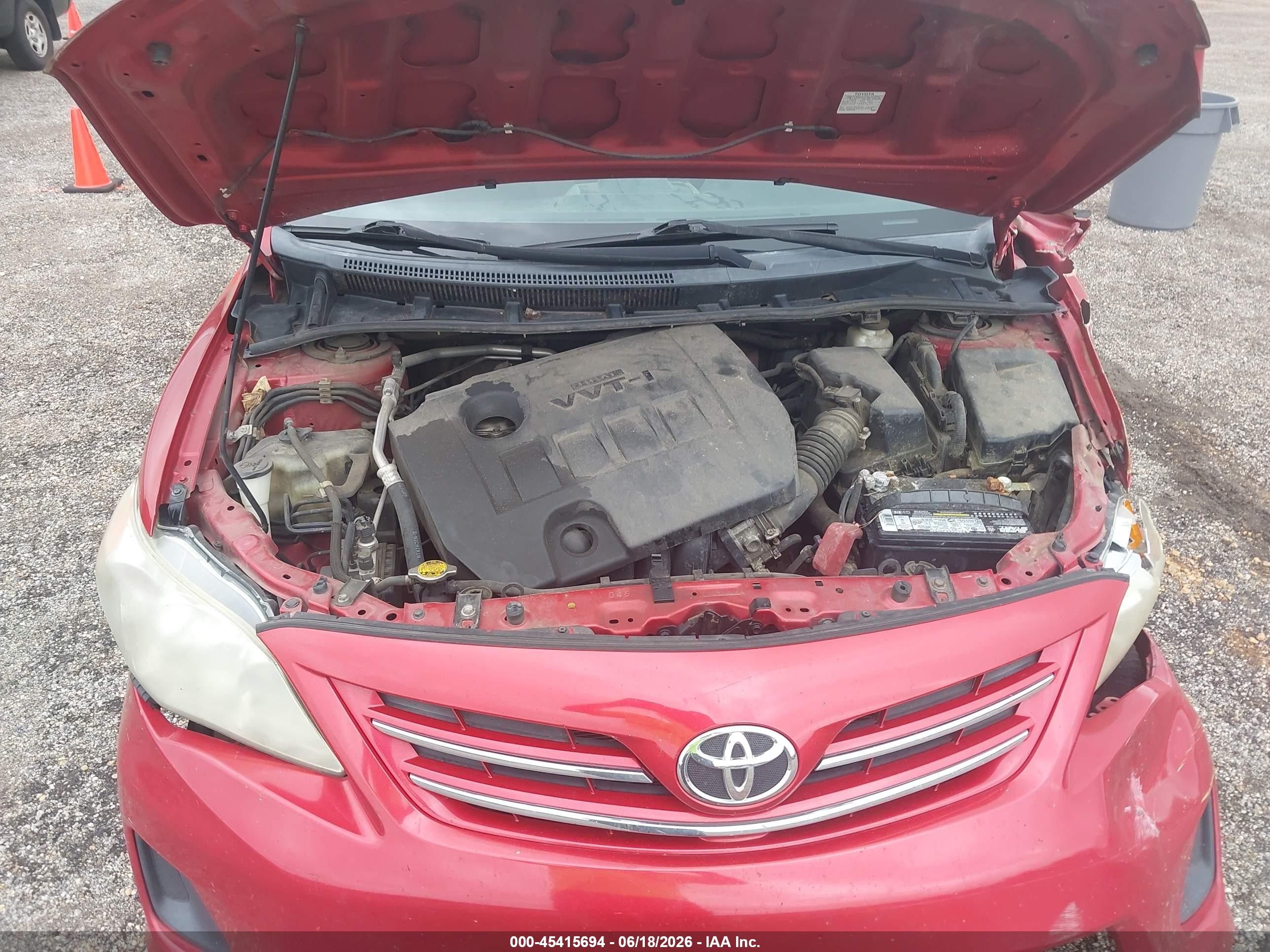 2013 Toyota Corolla Le Red vin: 5YFBU4EE2DP155475