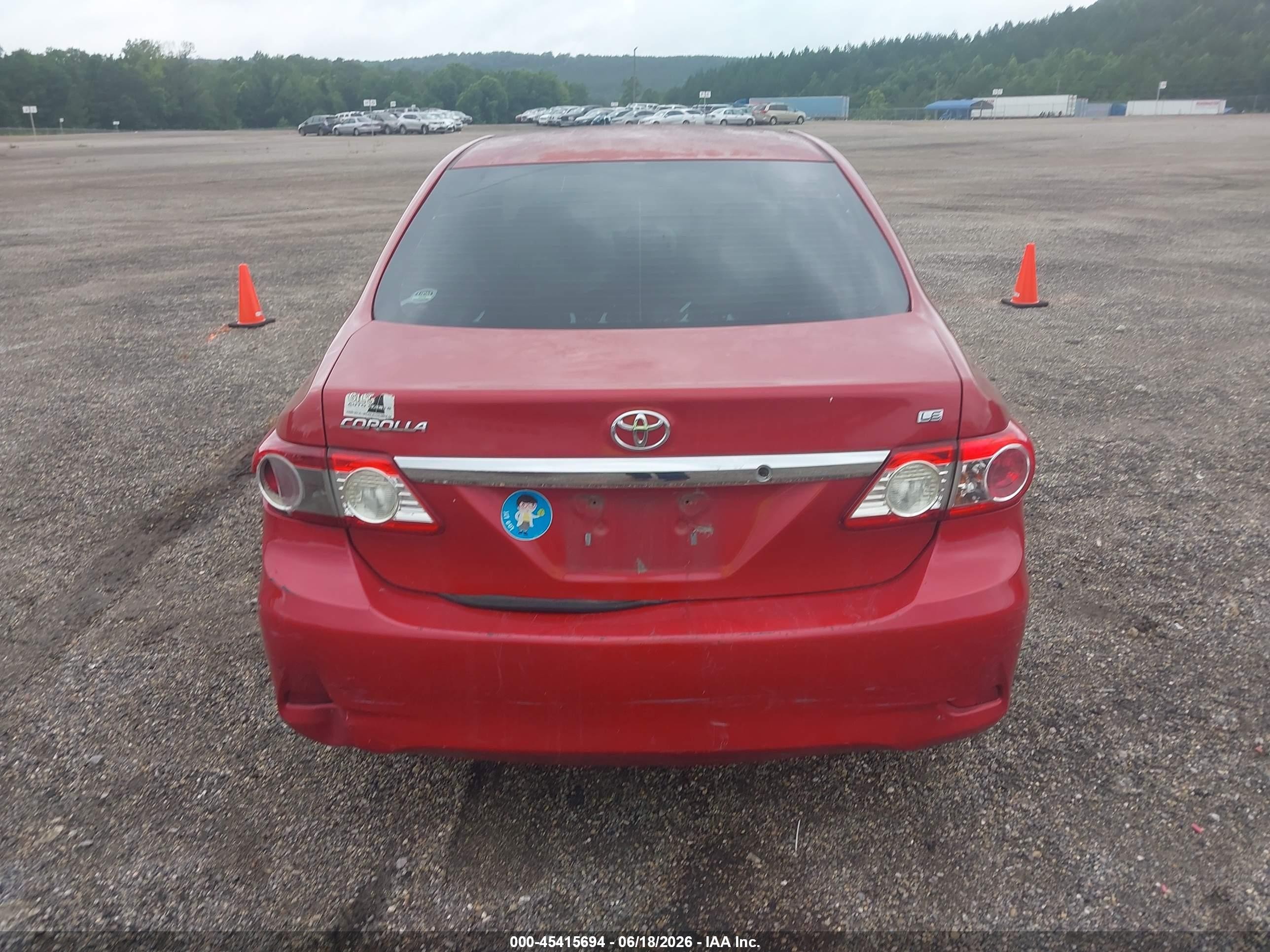 2013 Toyota Corolla Le Red vin: 5YFBU4EE2DP155475