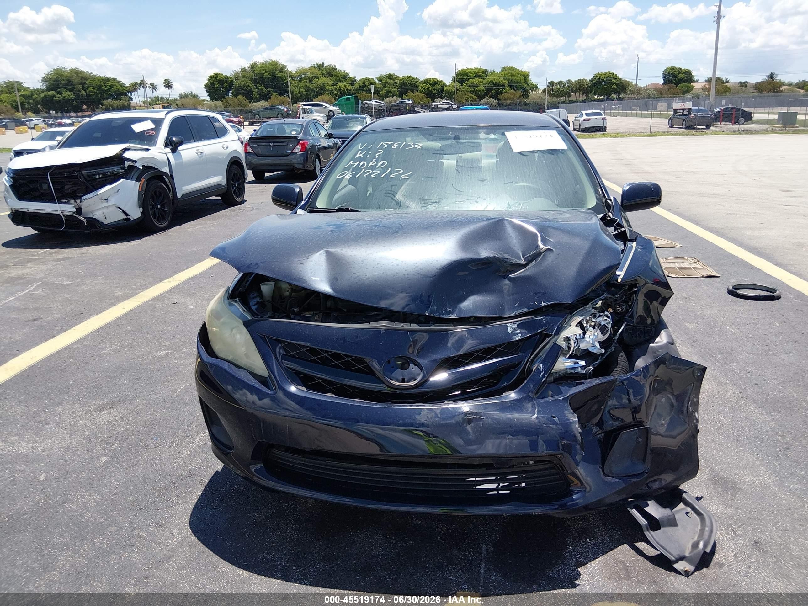 2013 Toyota Corolla L Blue vin: 5YFBU4EE2DP158134
