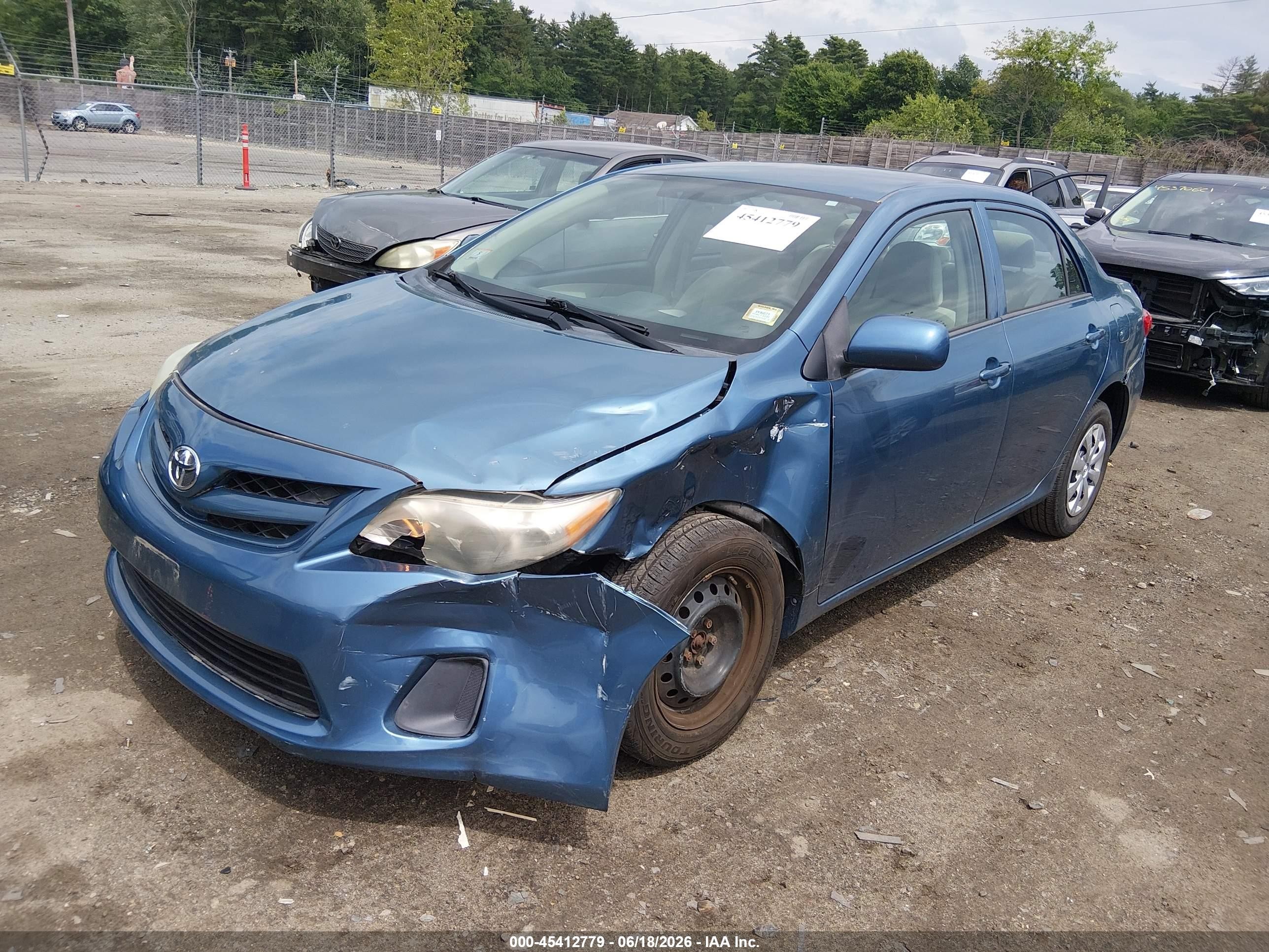 2013 Toyota Corolla L Blue vin: 5YFBU4EE2DP165259