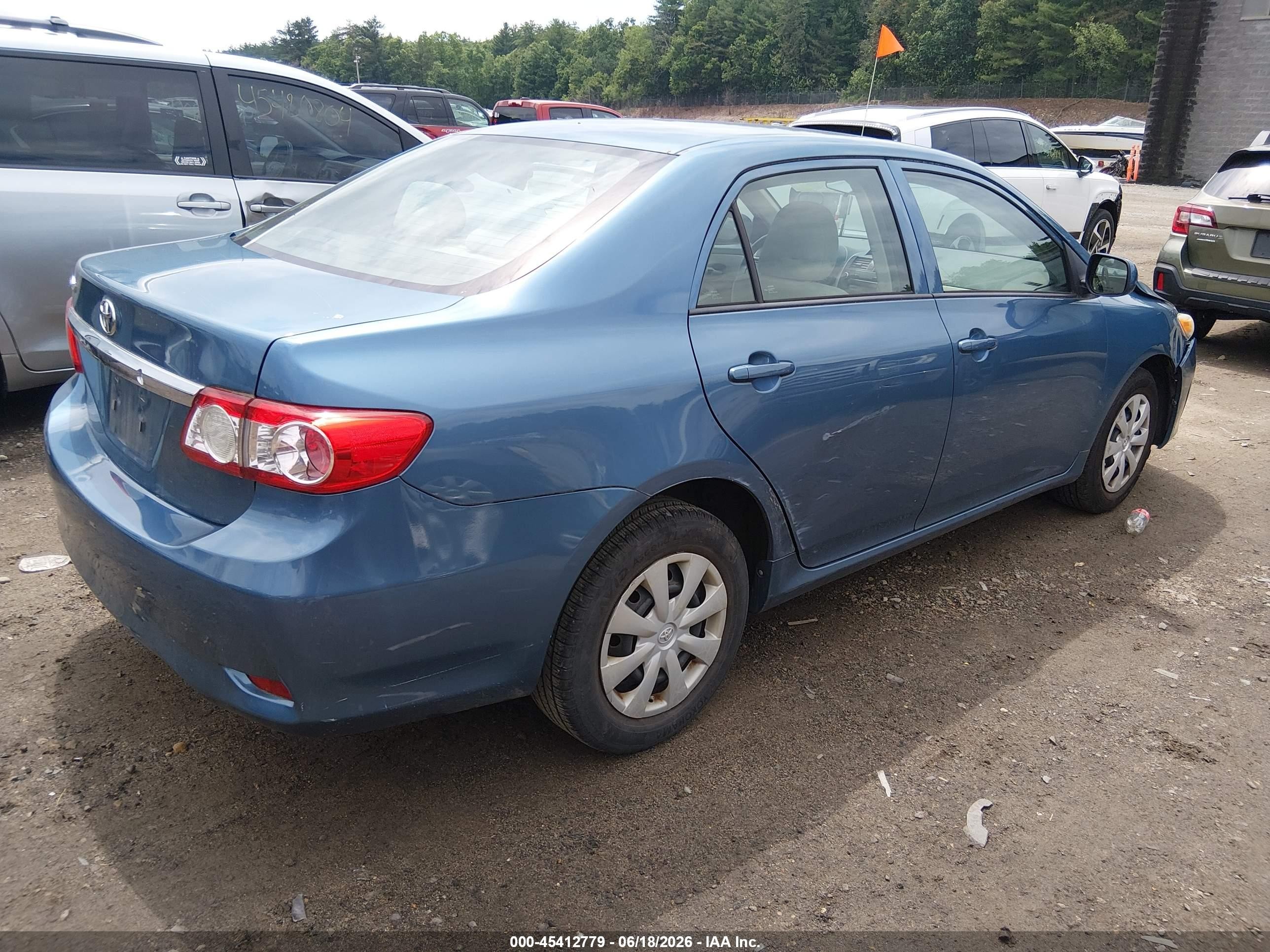 2013 Toyota Corolla L Blue vin: 5YFBU4EE2DP165259