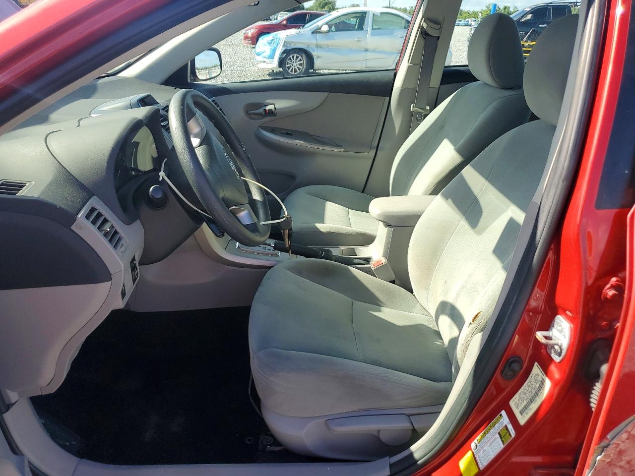 2013 Toyota Corolla Le Красный vin: 5YFBU4EE2DP176343