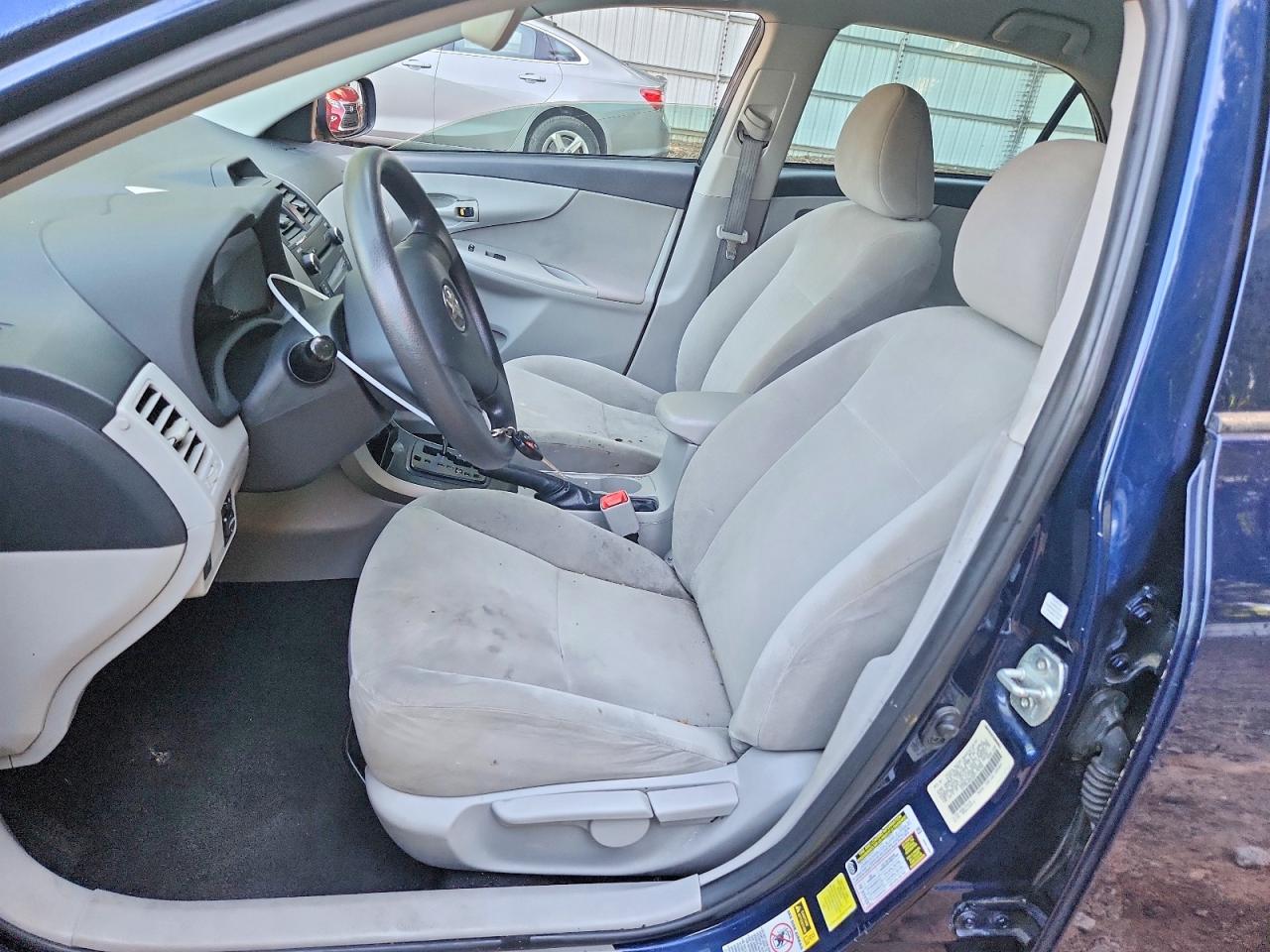 2013 Toyota Corolla L Blue vin: 5YFBU4EE2DP176794