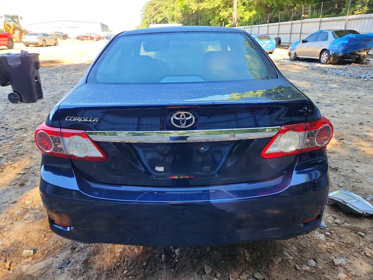 2013 Toyota Corolla L Blue vin: 5YFBU4EE2DP176794