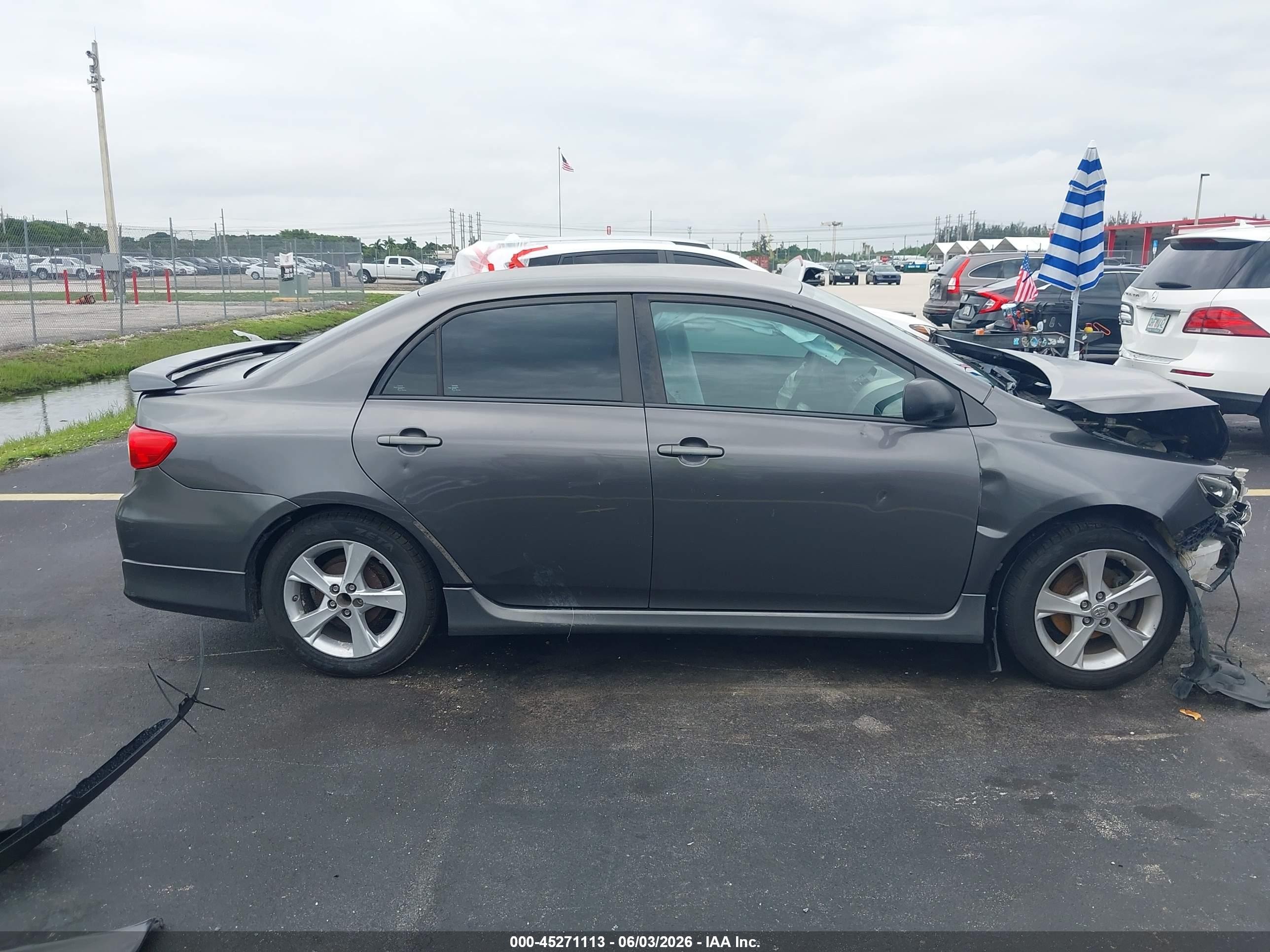 2013 Toyota Corolla S Gray vin: 5YFBU4EE2DP180375