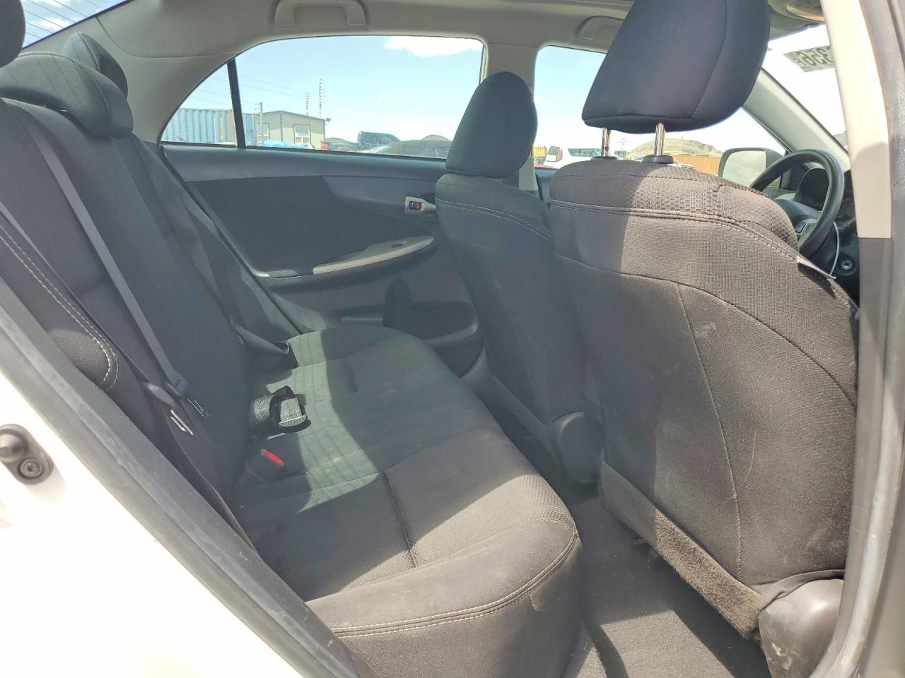 2013 Toyota Corolla S White vin: 5YFBU4EE2DP191232