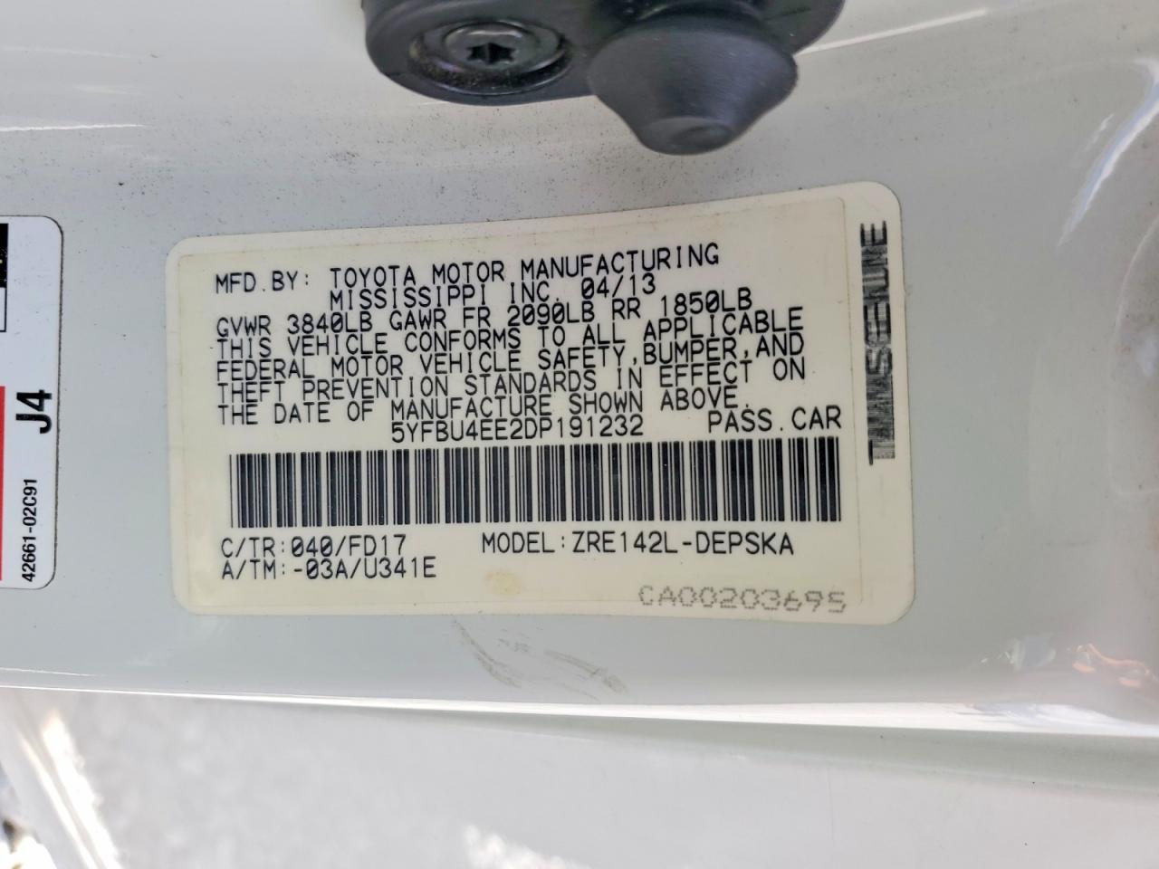 2013 Toyota Corolla S White vin: 5YFBU4EE2DP191232