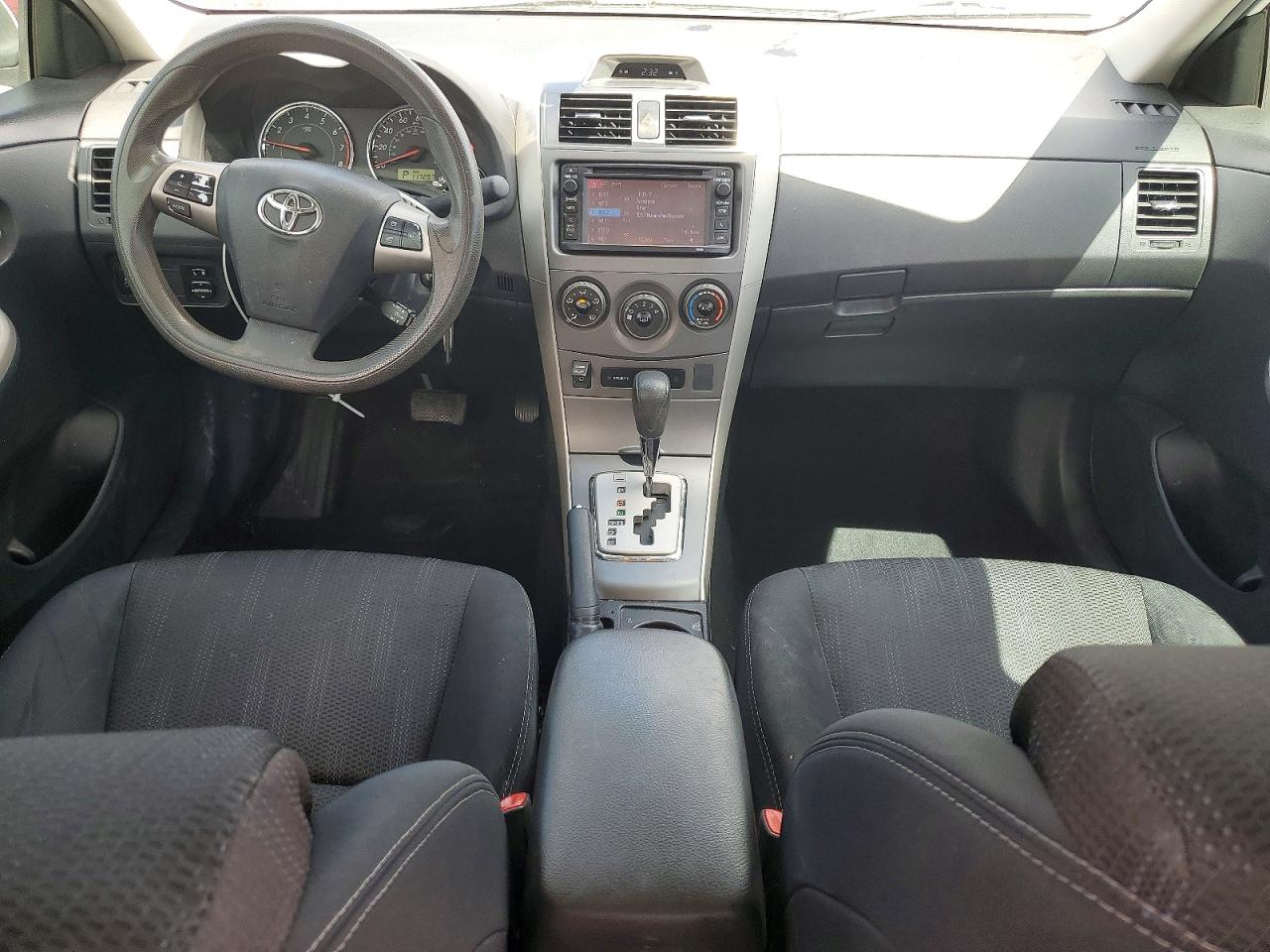 2013 Toyota Corolla S White vin: 5YFBU4EE2DP191232
