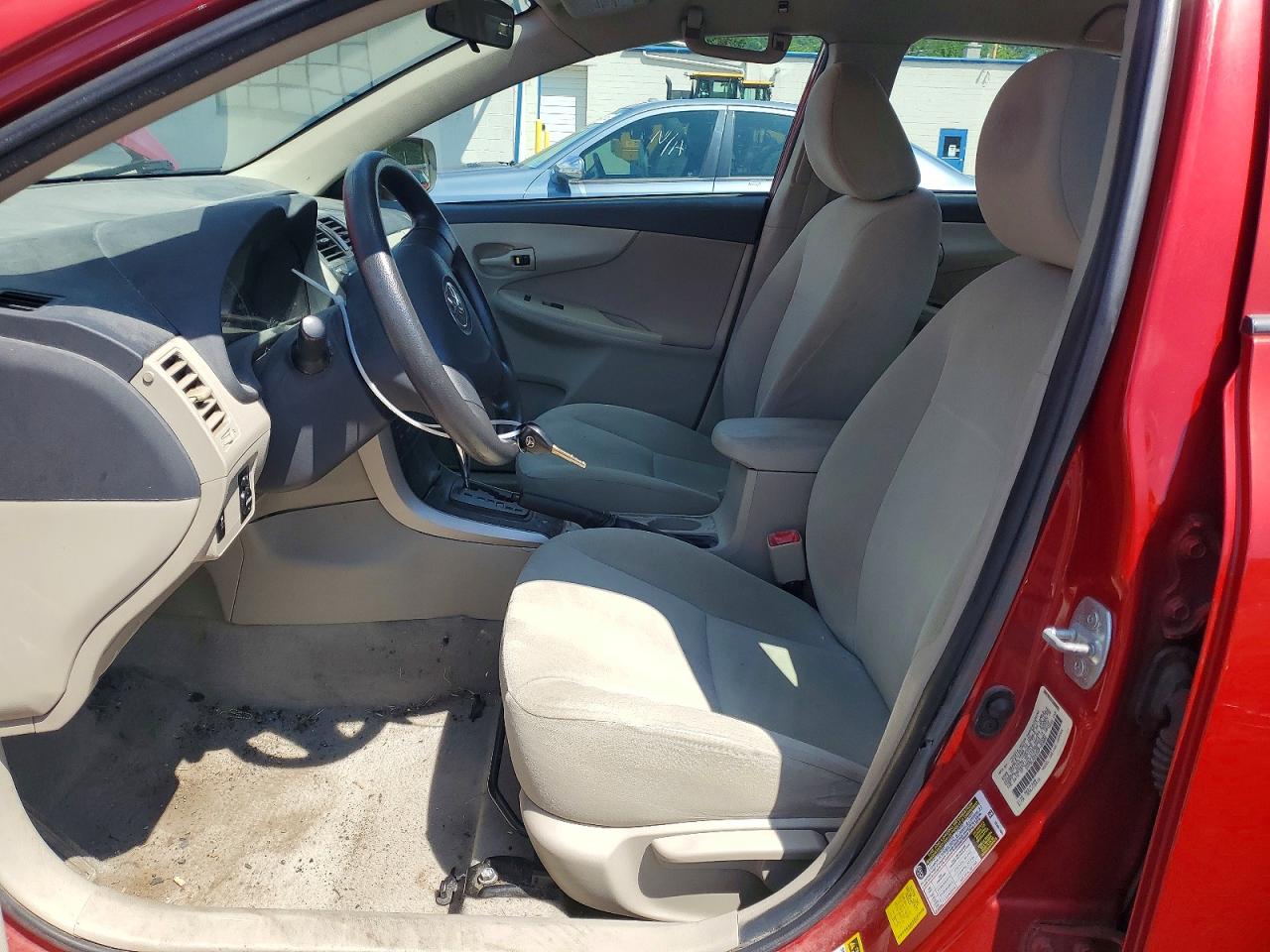 2013 Toyota Corolla L Maroon vin: 5YFBU4EE2DP192008