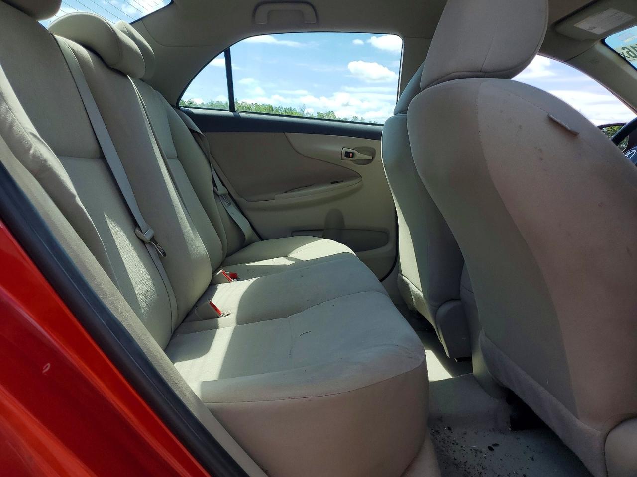 2013 Toyota Corolla L Maroon vin: 5YFBU4EE2DP192008