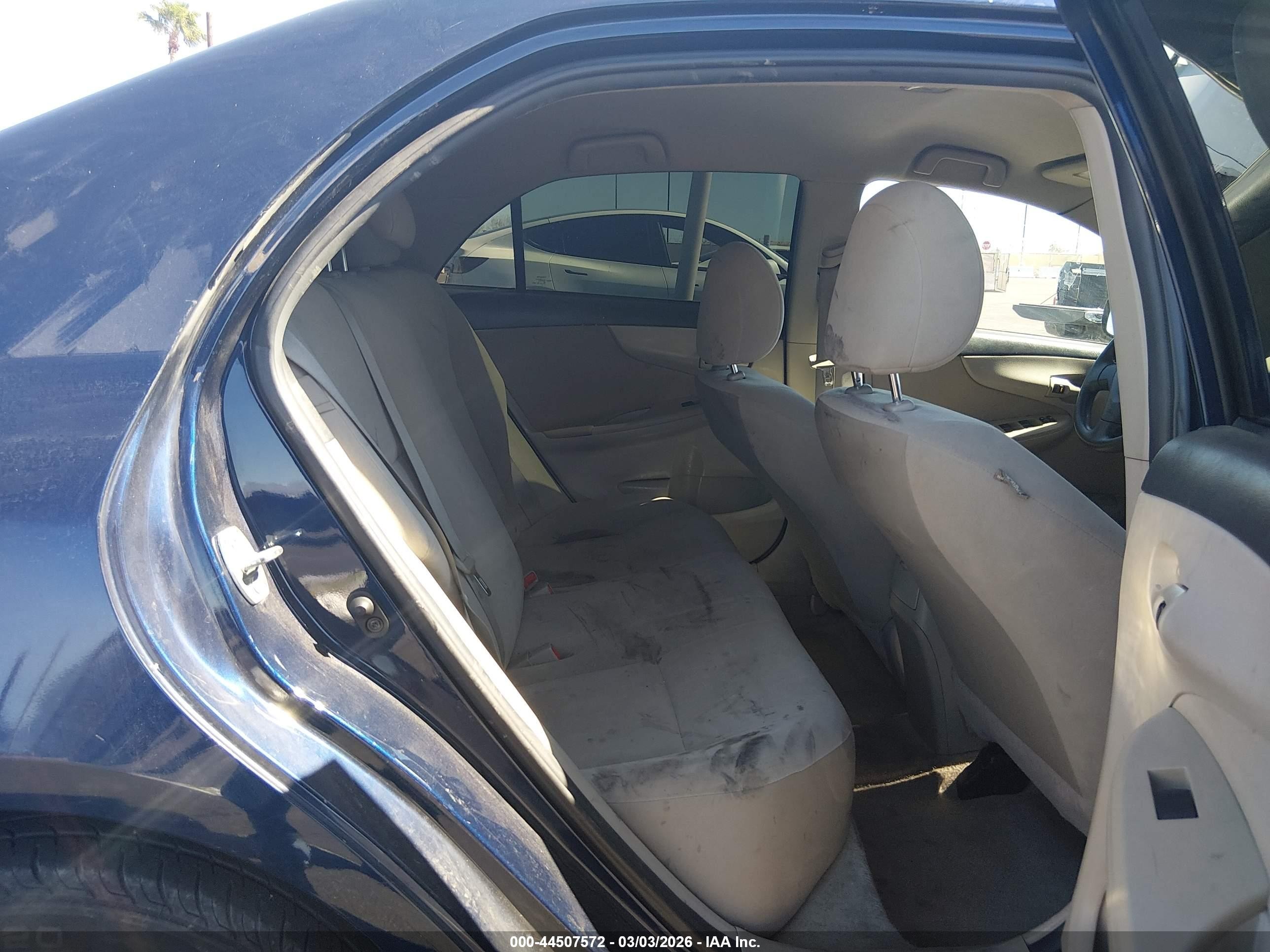2013 Toyota Corolla L Blue vin: 5YFBU4EE2DP194289