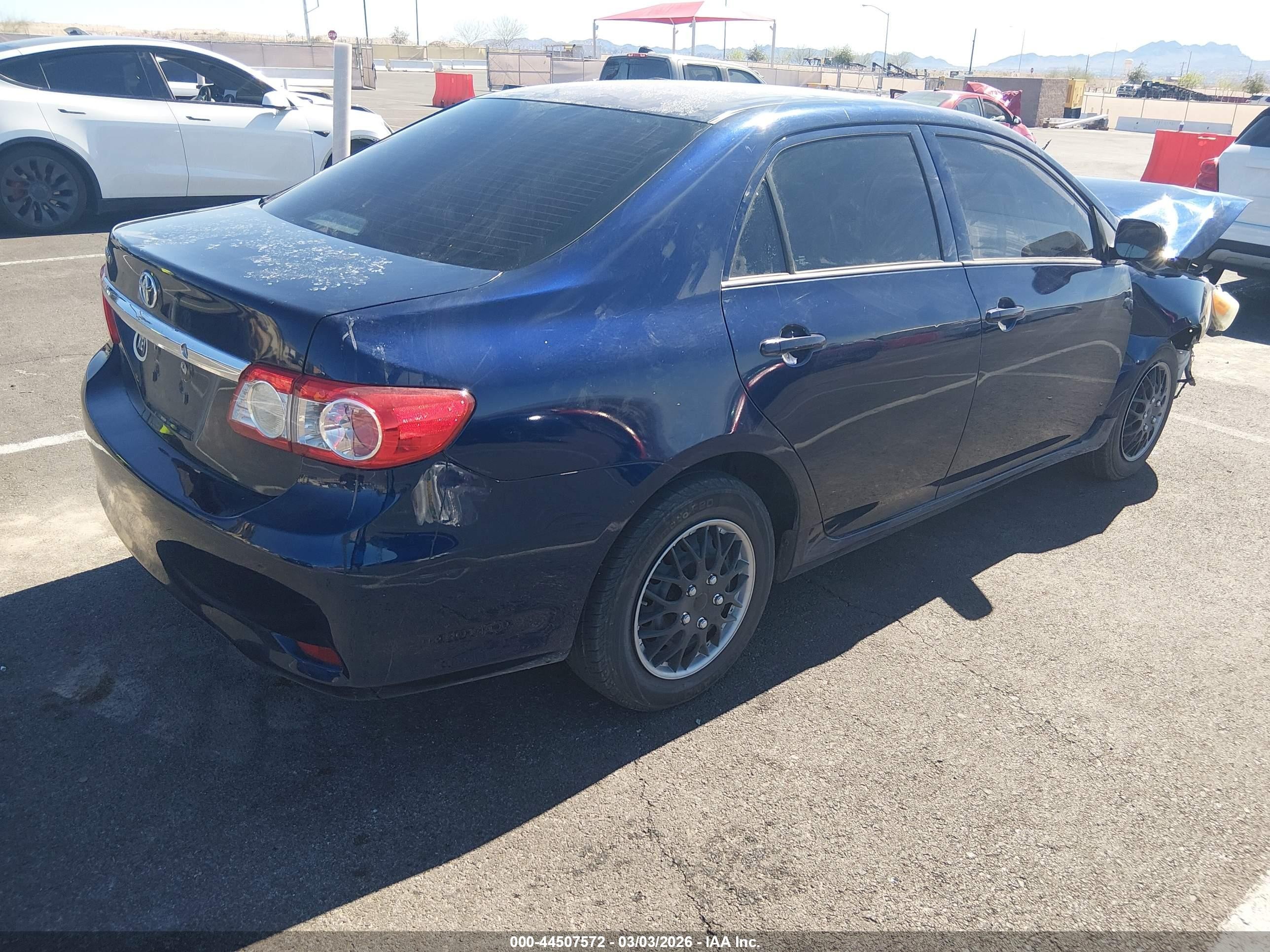 2013 Toyota Corolla L Blue vin: 5YFBU4EE2DP194289