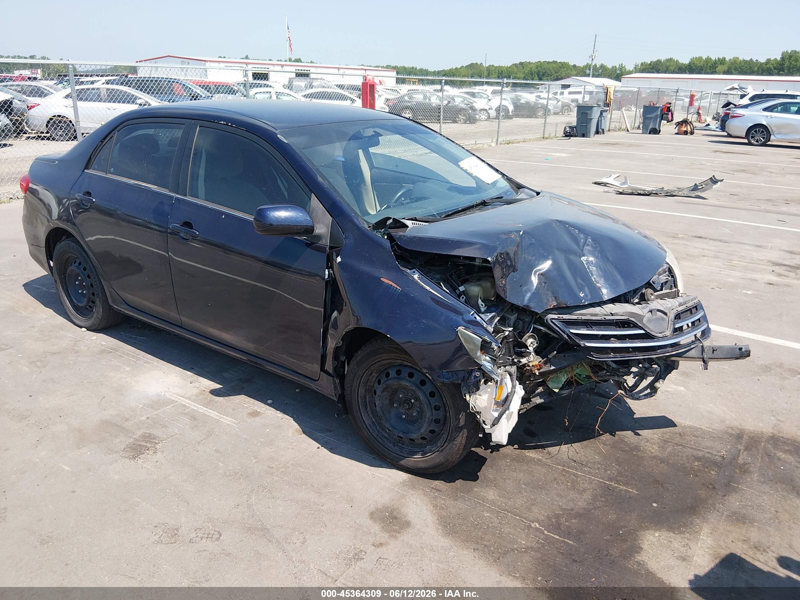 2013 Toyota Corolla Le Black vin: 5YFBU4EE2DP199959