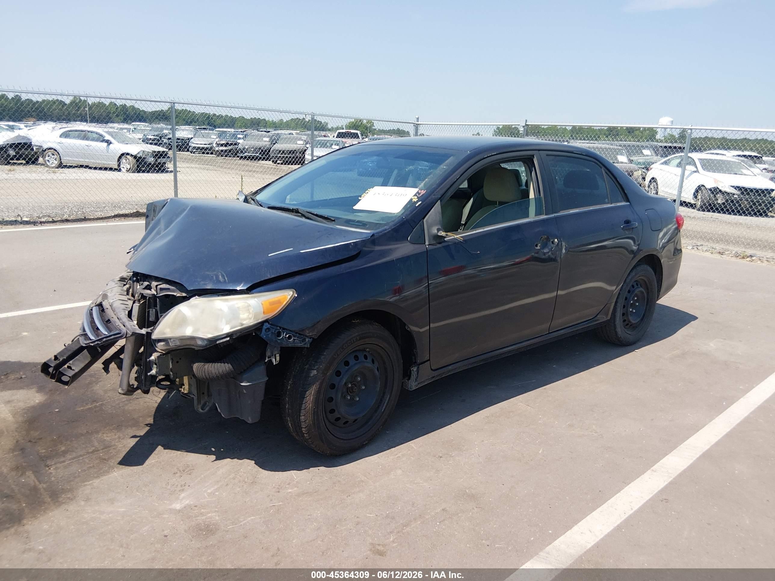 2013 Toyota Corolla Le Black vin: 5YFBU4EE2DP199959