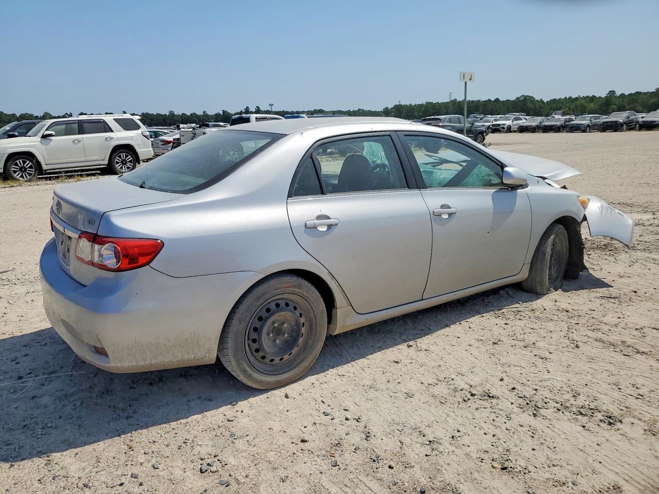 2013 Toyota Corolla Le Серебряный vin: 5YFBU4EE2DP223094