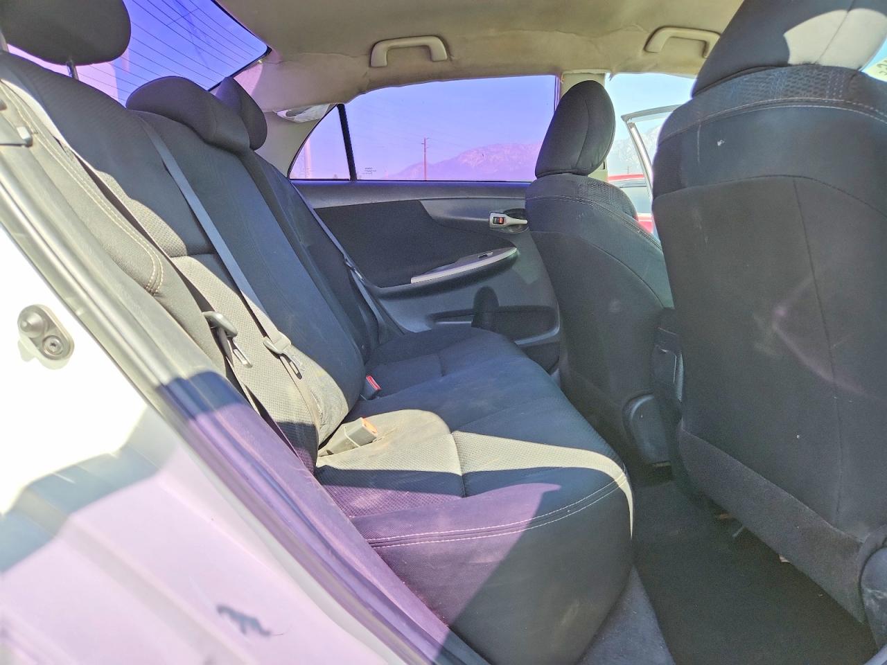 2012 Toyota Corolla S White vin: 5YFBU4EE3CP010797