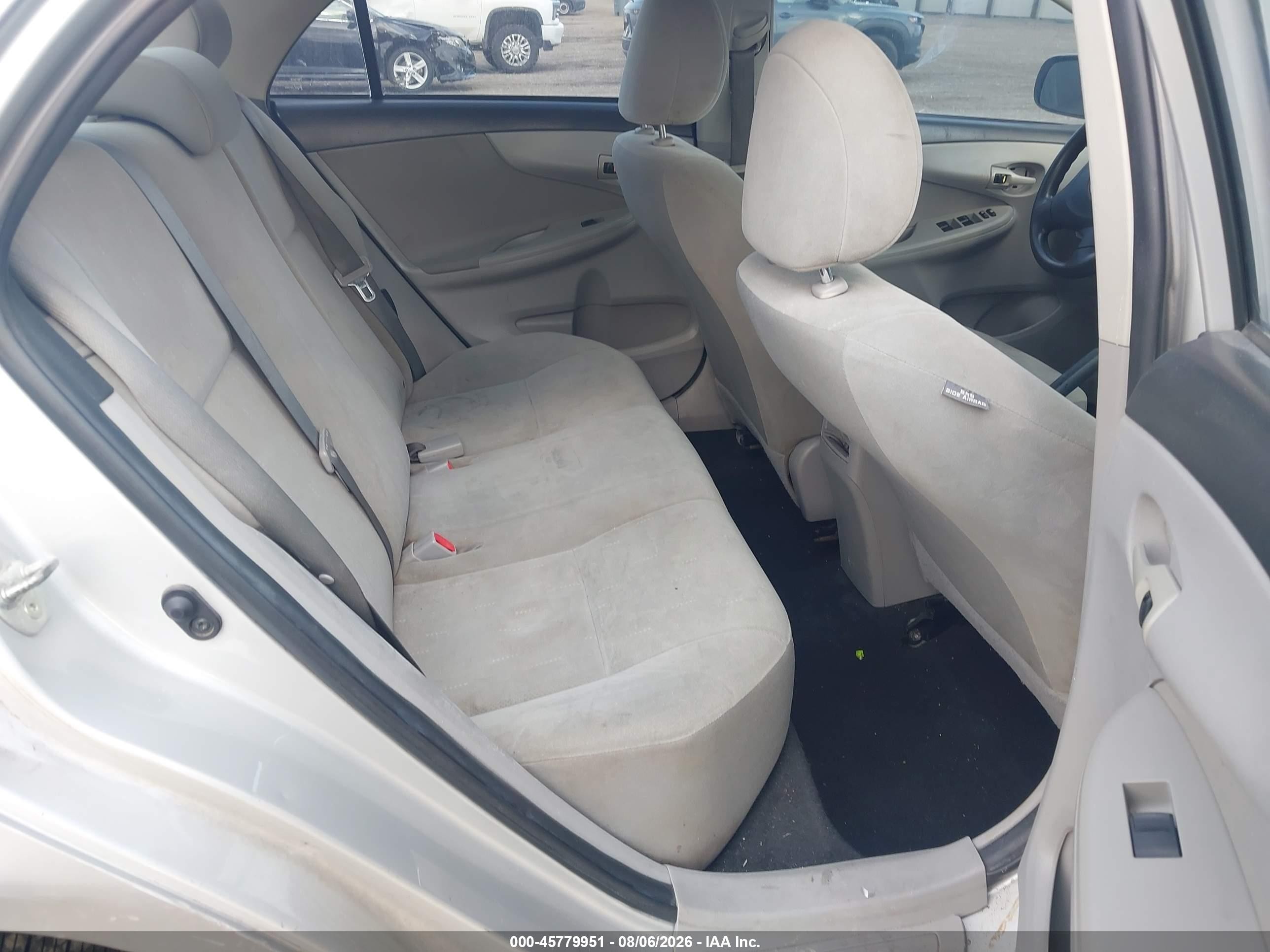 2012 Toyota Corolla L Silver vin: 5YFBU4EE3CP026367