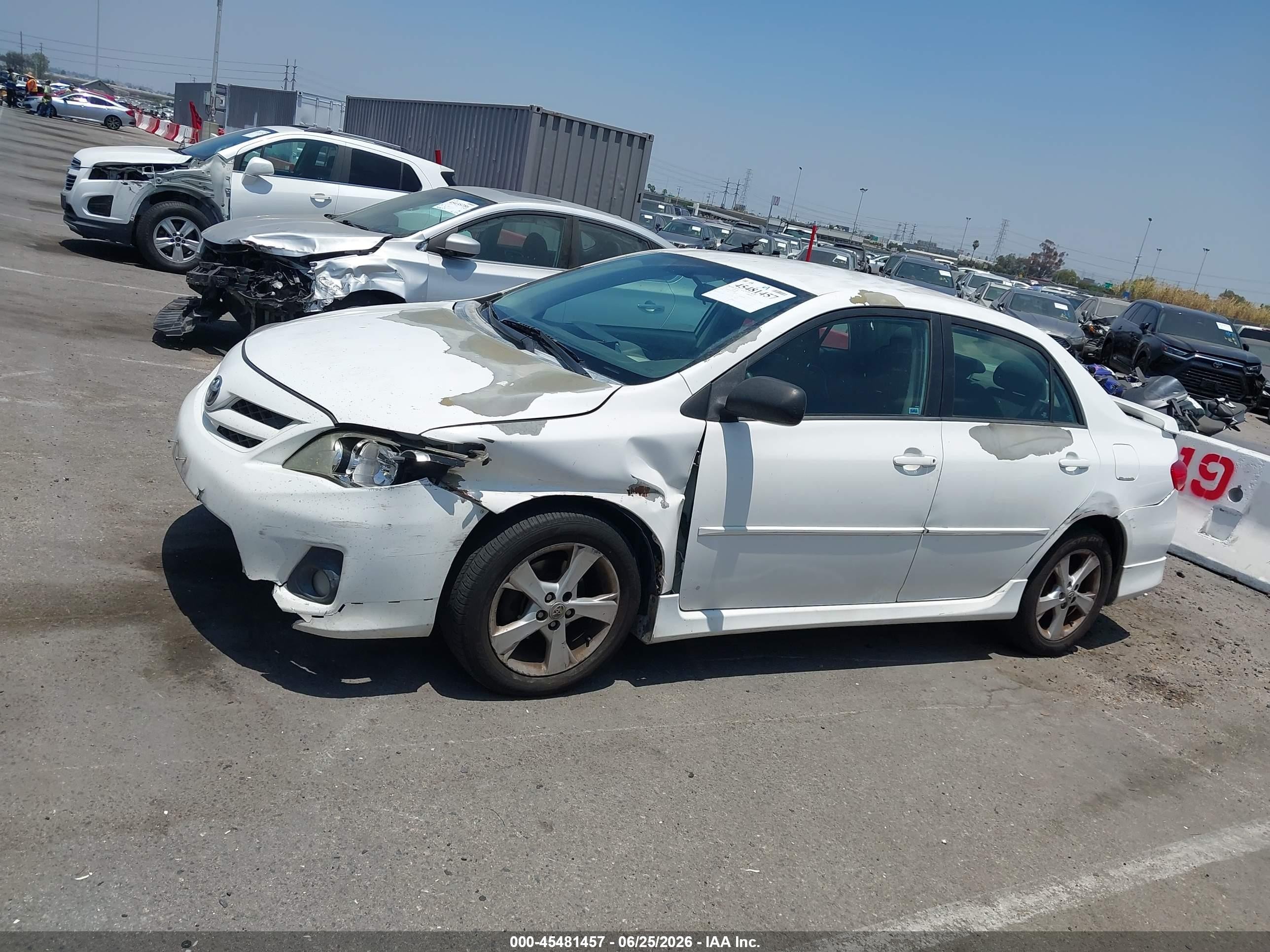 2012 Toyota Corolla S White vin: 5YFBU4EE3CP026997