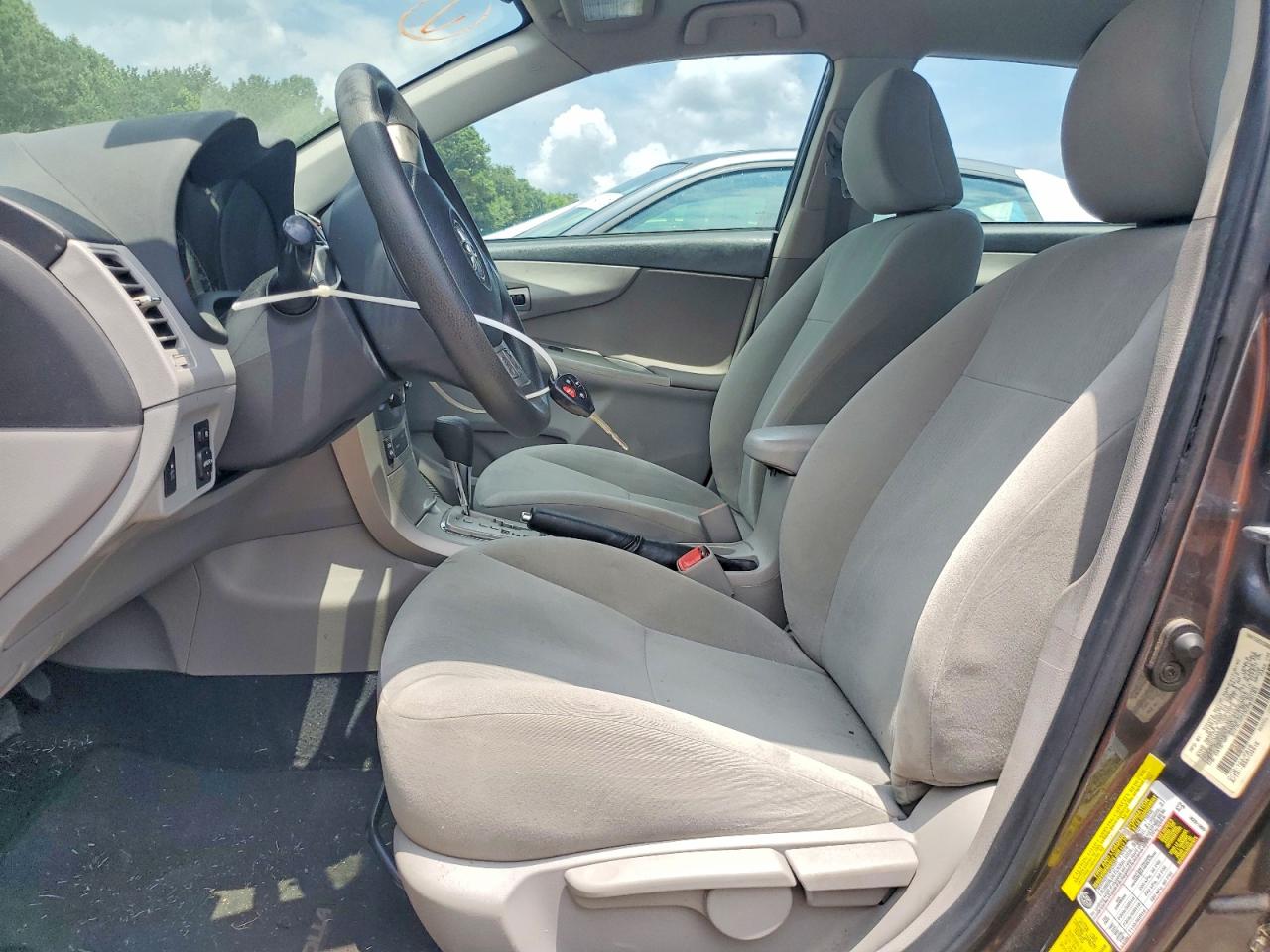 2012 Toyota Corolla Le Gray vin: 5YFBU4EE3CP035103