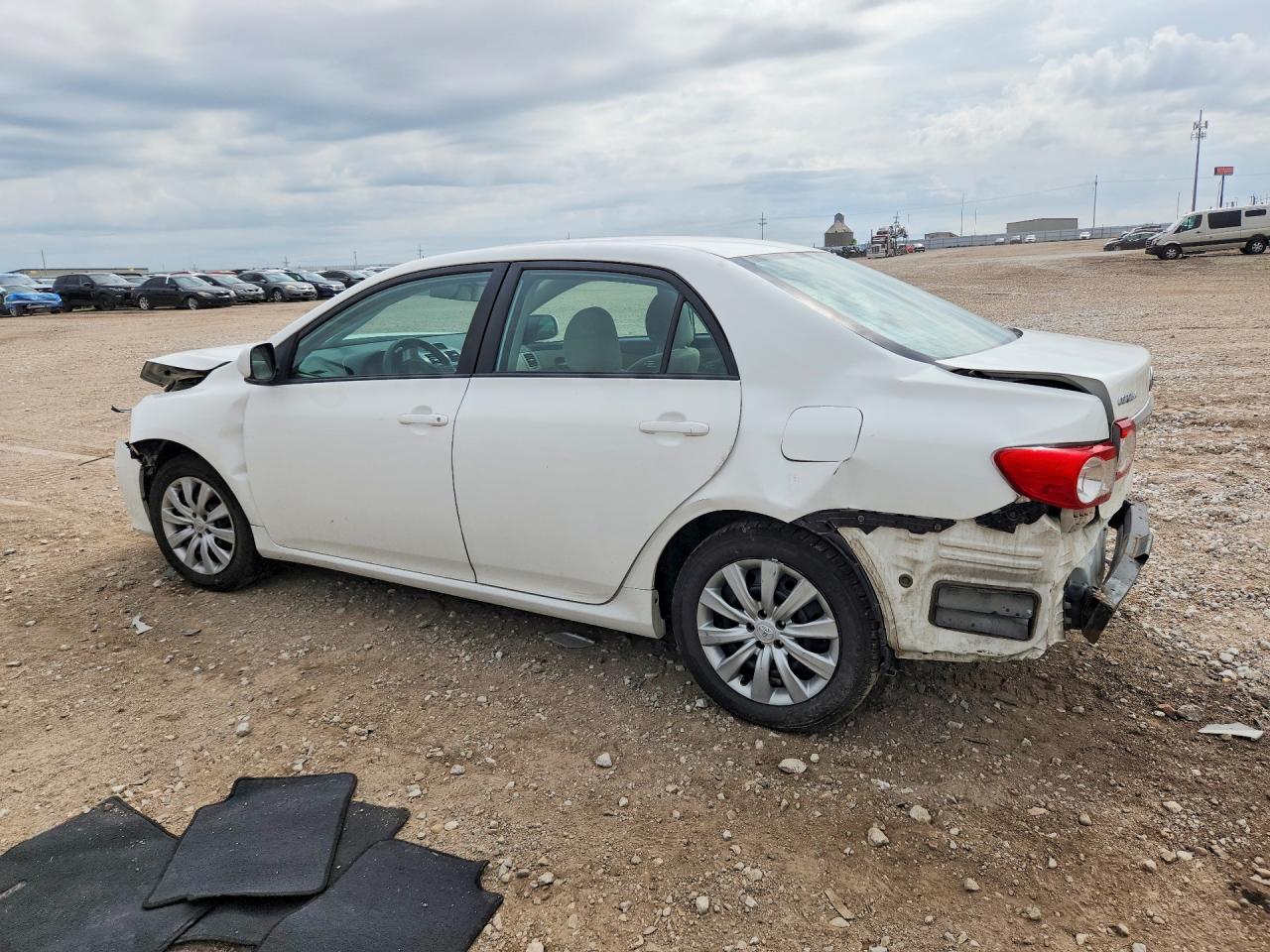 2012 Toyota Corolla Le White vin: 5YFBU4EE3CP035750