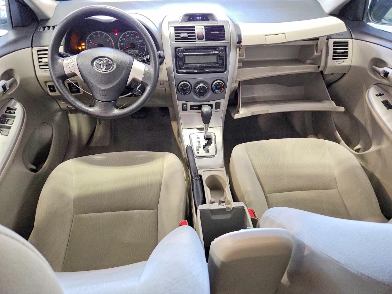 2012 Toyota Corolla Le White vin: 5YFBU4EE3CP035750