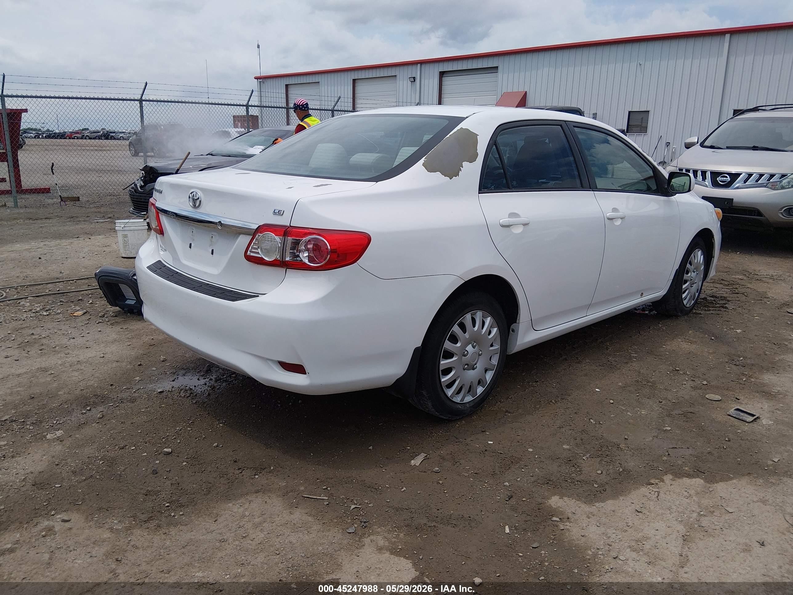 2012 Toyota Corolla Le White vin: 5YFBU4EE3CP041354