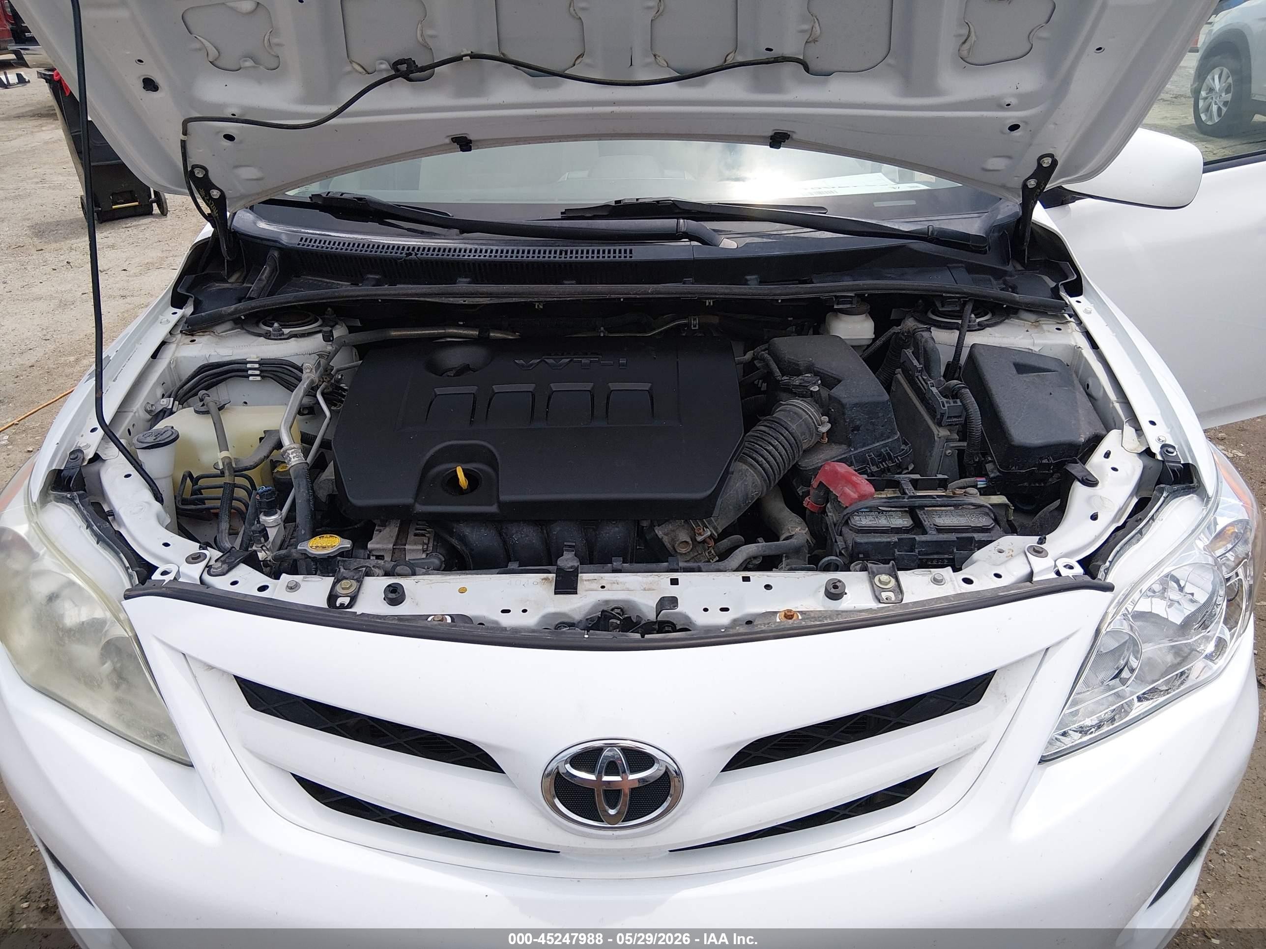 2012 Toyota Corolla Le White vin: 5YFBU4EE3CP041354