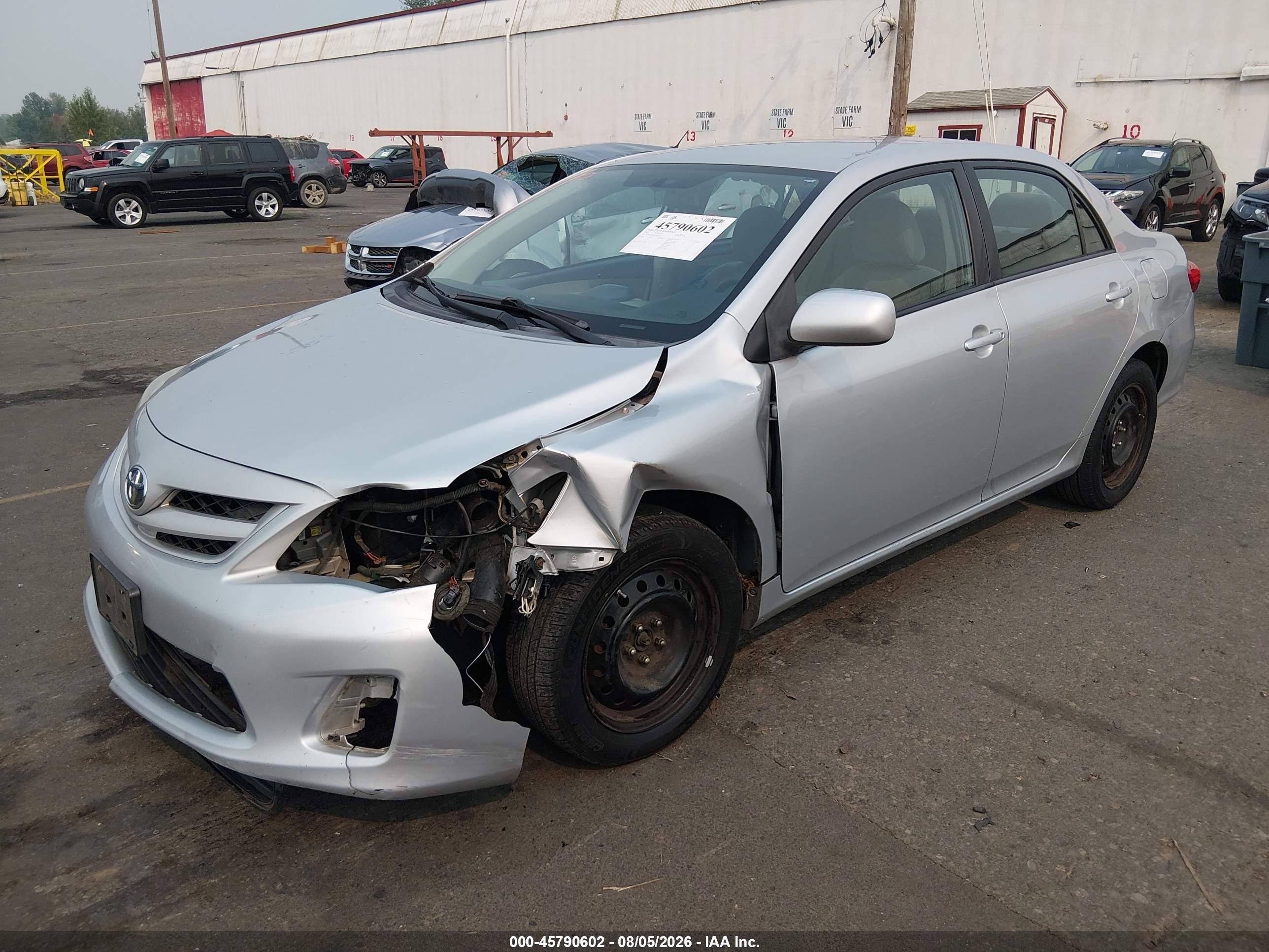 2012 Toyota Corolla Le Silver vin: 5YFBU4EE3CP043234