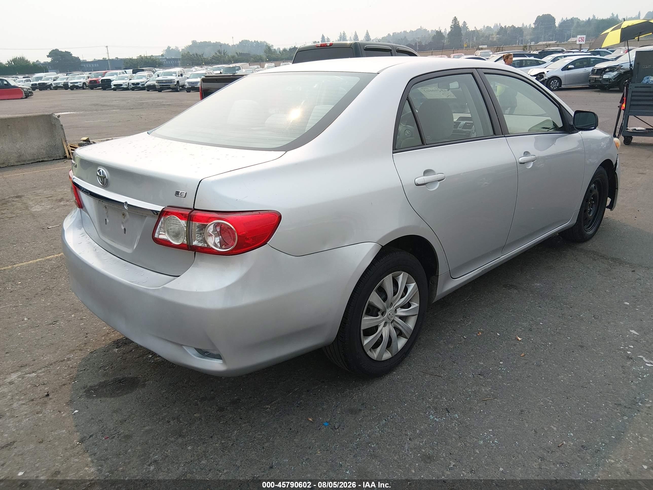 2012 Toyota Corolla Le Silver vin: 5YFBU4EE3CP043234