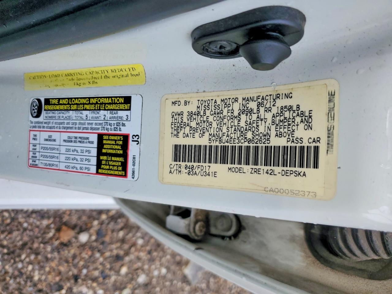 2012 Toyota Corolla S White vin: 5YFBU4EE3CP062625