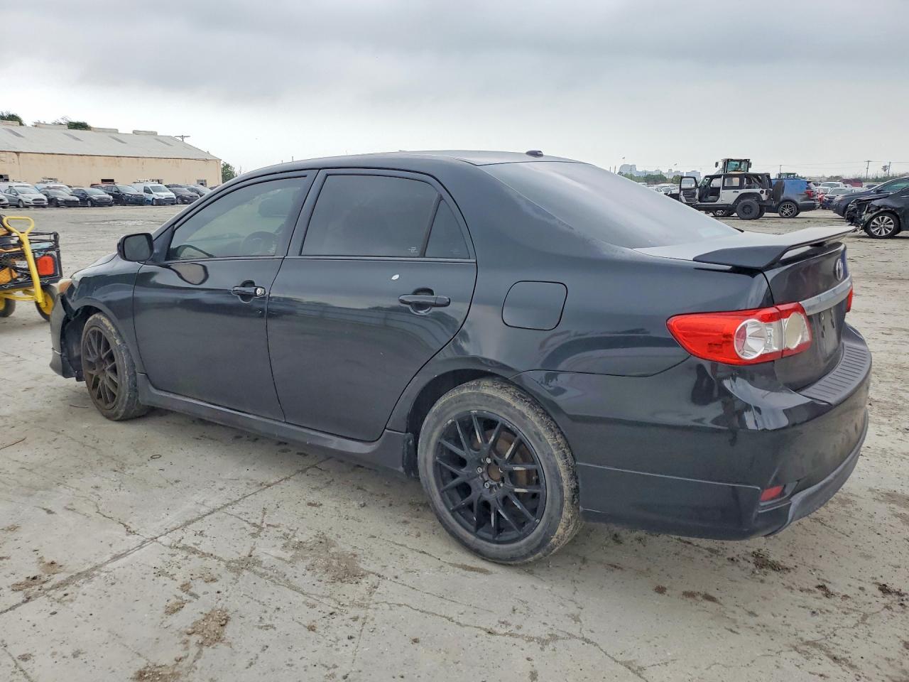 2013 Toyota Corolla S Черный vin: 5YFBU4EE3DP074520
