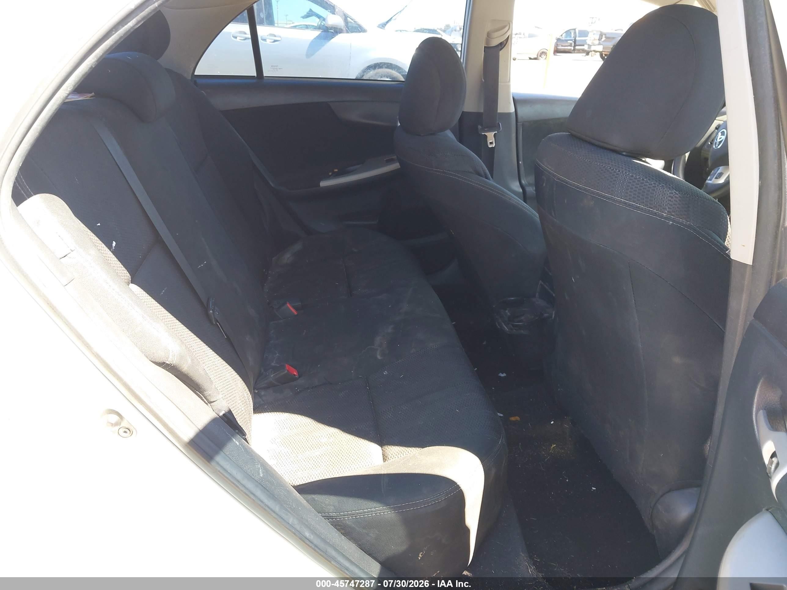 2013 Toyota Corolla S Белый vin: 5YFBU4EE3DP084352