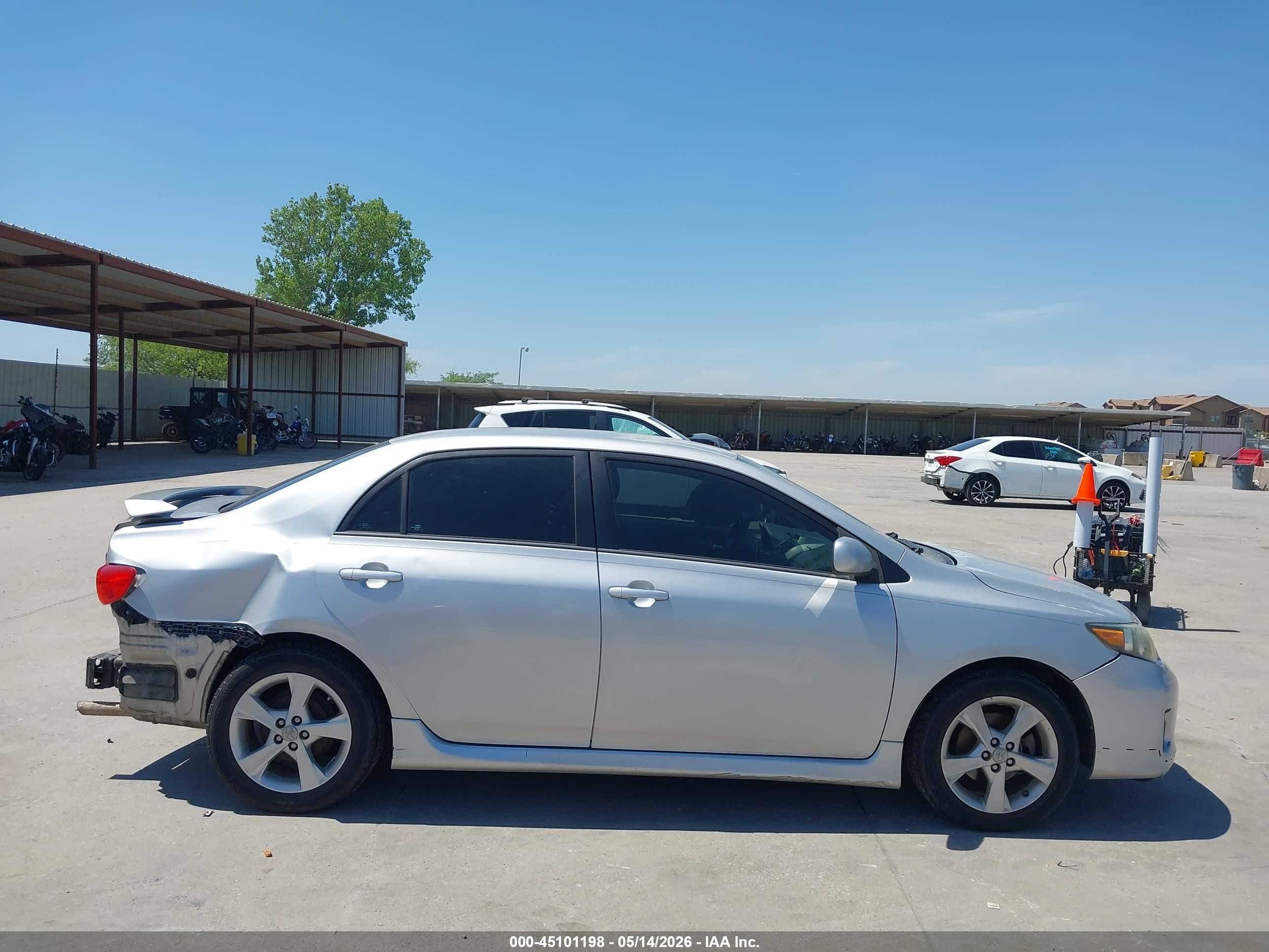2013 Toyota Corolla S Silver vin: 5YFBU4EE3DP086117