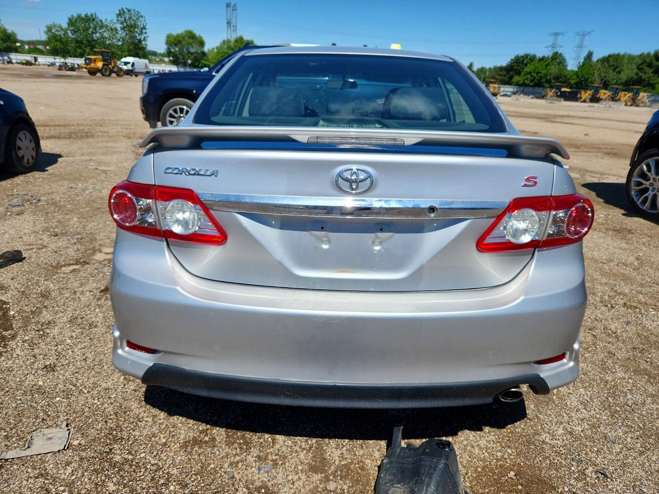 2013 Toyota Corolla S Silver vin: 5YFBU4EE3DP086926