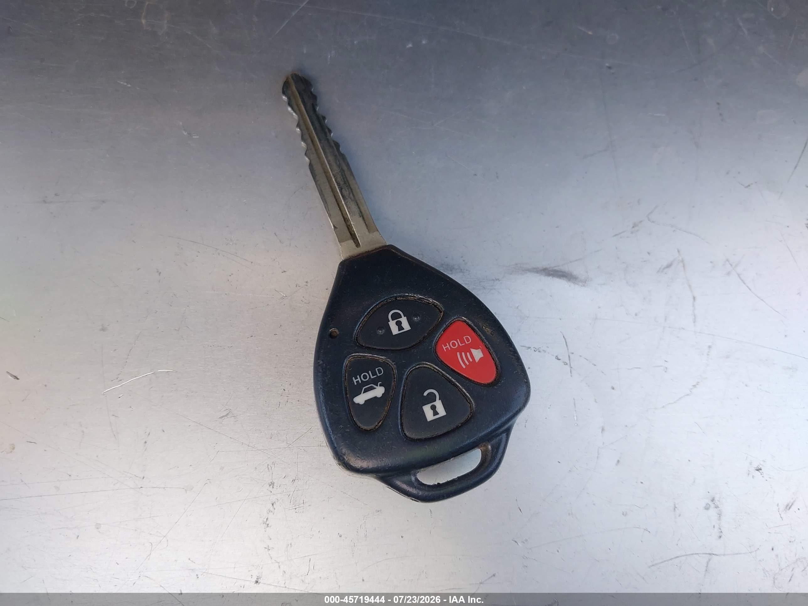 2013 Toyota Corolla Le Red vin: 5YFBU4EE3DP087638
