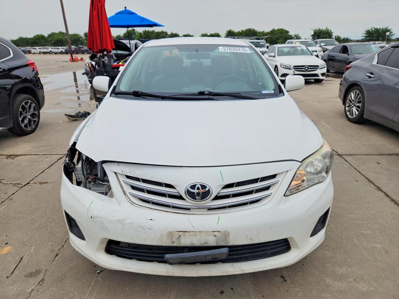 2013 Toyota Corolla Le White vin: 5YFBU4EE3DP092337