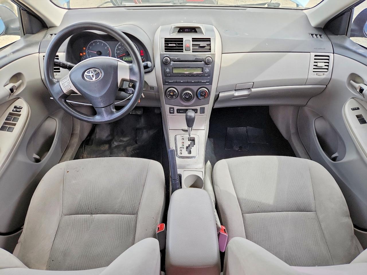 2013 Toyota Corolla Le Blue vin: 5YFBU4EE3DP093729