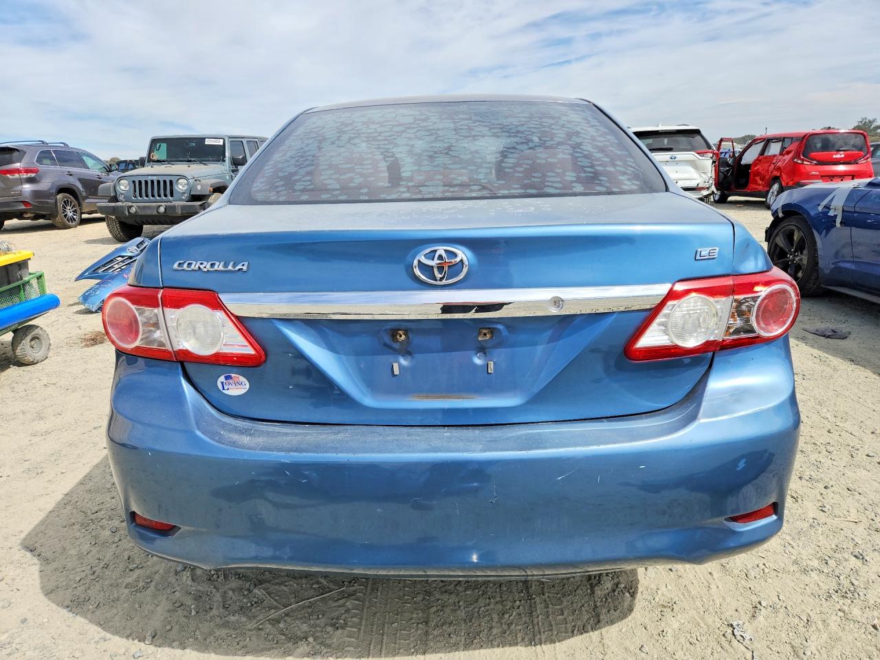 2013 Toyota Corolla Le Blue vin: 5YFBU4EE3DP093729