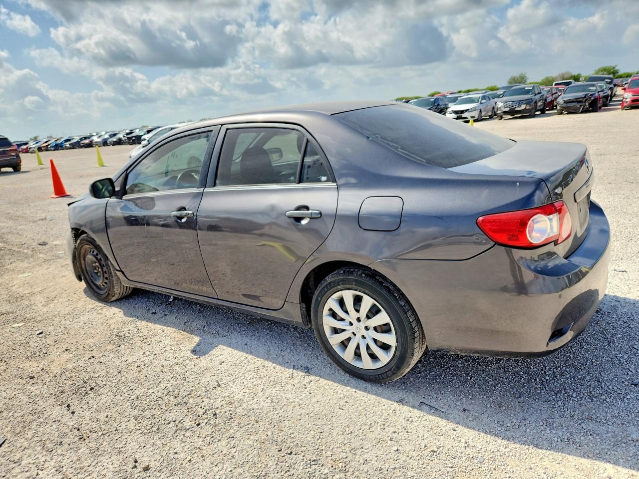 2013 Toyota Corolla Le Automatic Gray vin: 5YFBU4EE3DP131492