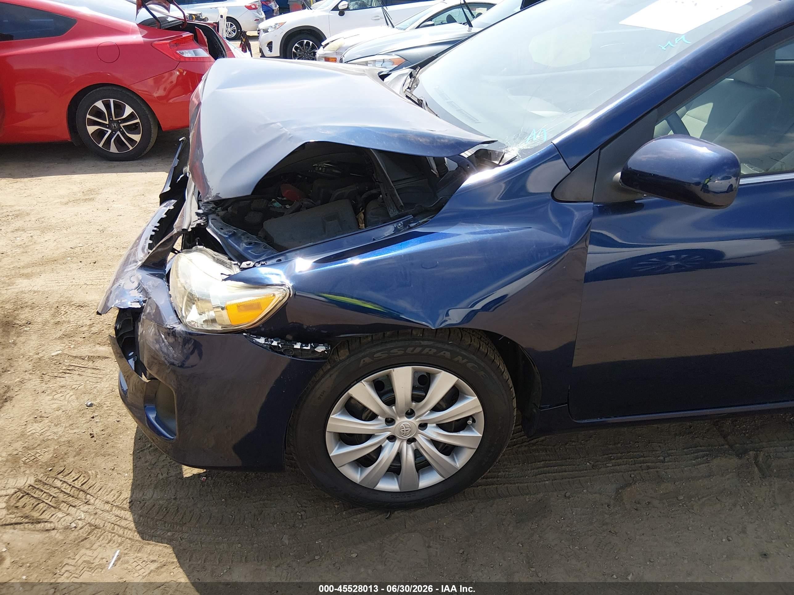 2013 Toyota Corolla Le Blue vin: 5YFBU4EE3DP194625