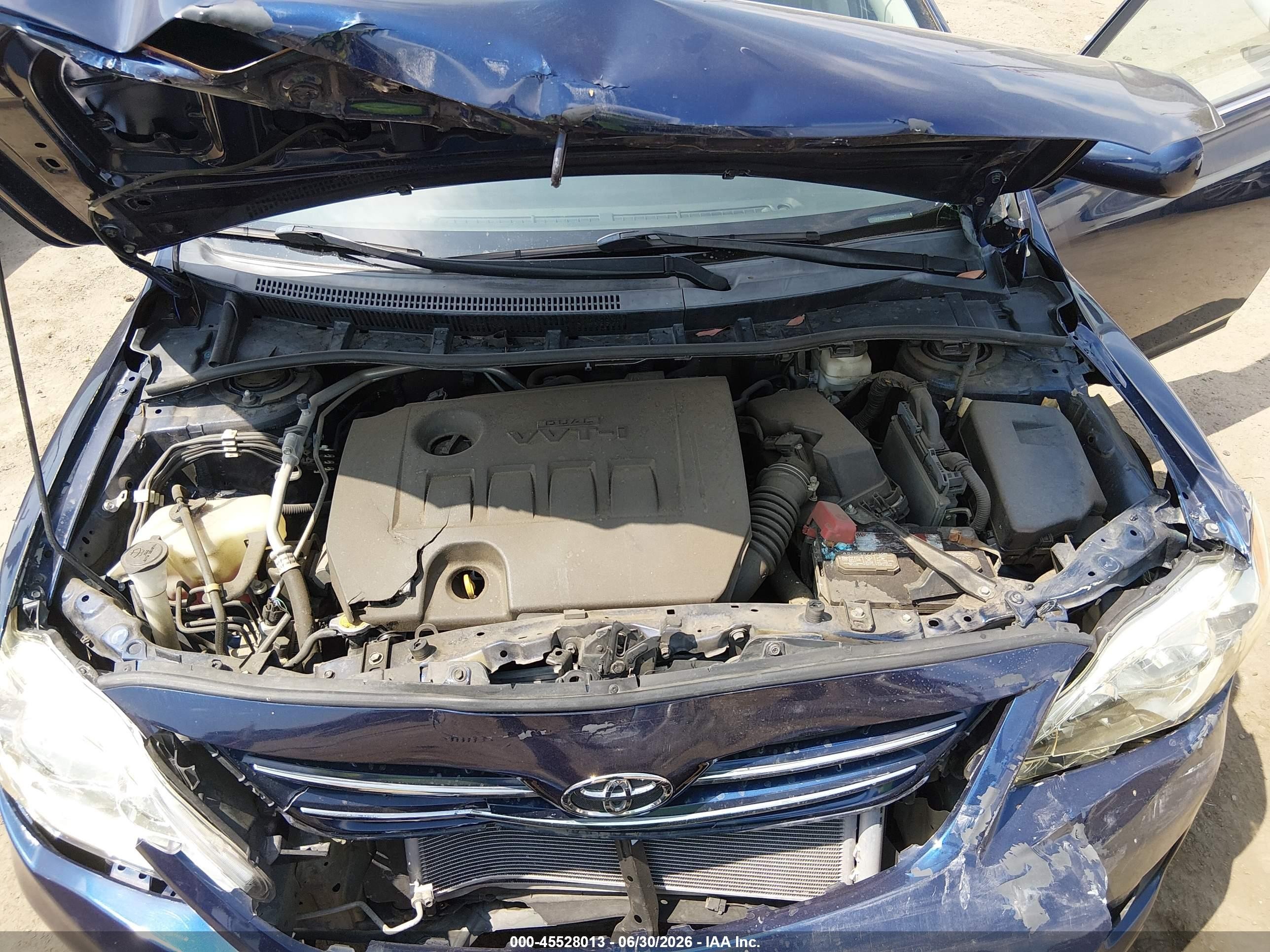 2013 Toyota Corolla Le Blue vin: 5YFBU4EE3DP194625
